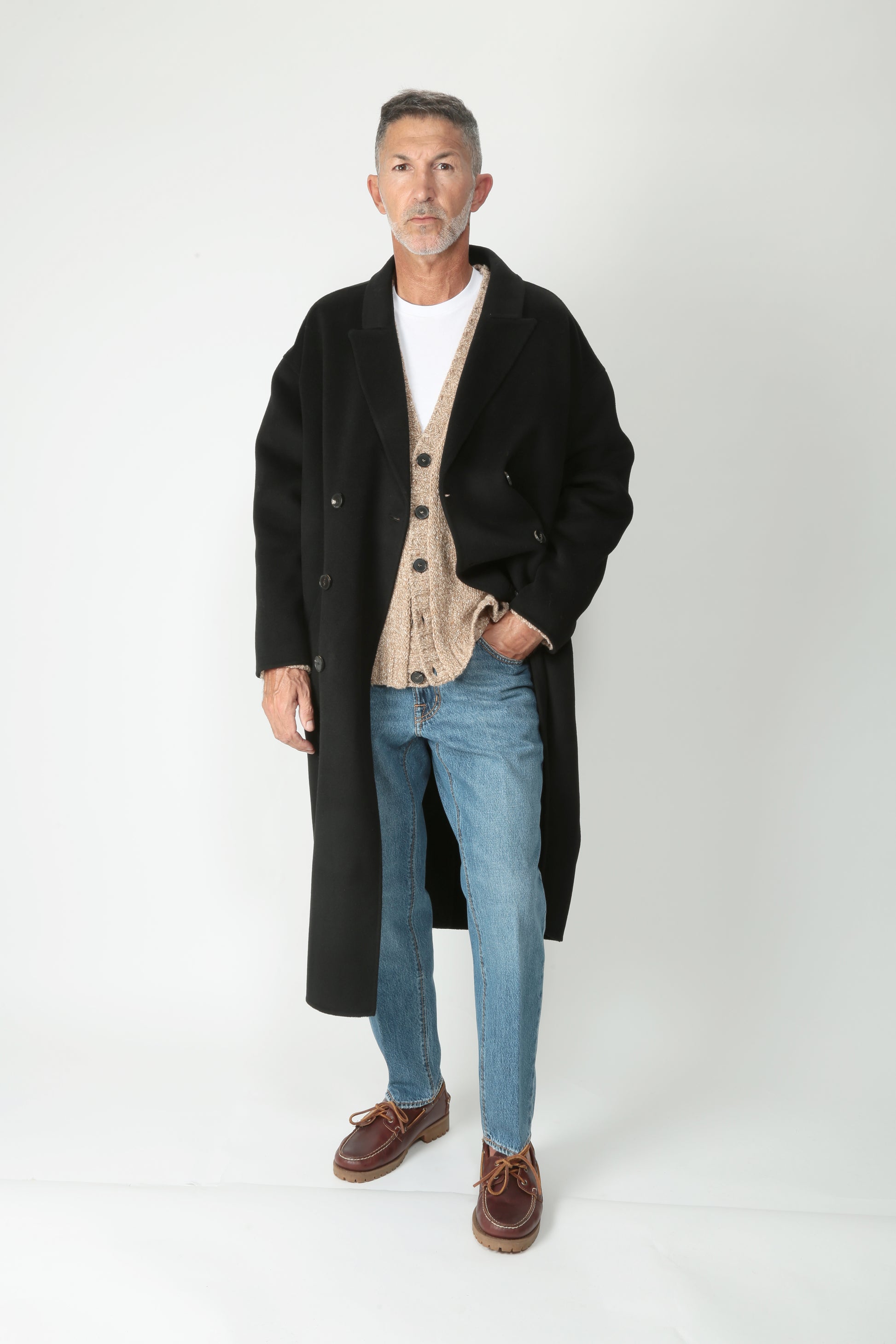 https://admin.shopify.com/store/gulieshop/products/15595284234589#:~:text=https%3A//www.gulieshop.it%20%E2%80%BA%20products%20%E2%80%BA%20amaranto%2Dcappotto%2Dlungo%2Ddoppiopetto%2Db6f0026