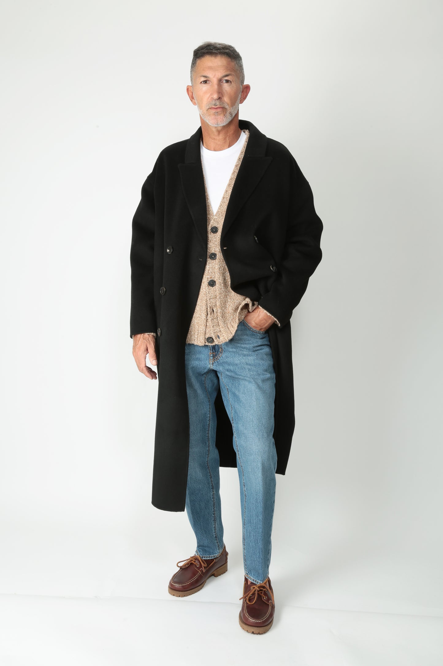 https://admin.shopify.com/store/gulieshop/products/15595284234589#:~:text=https%3A//www.gulieshop.it%20%E2%80%BA%20products%20%E2%80%BA%20amaranto%2Dcappotto%2Dlungo%2Ddoppiopetto%2Db6f0026