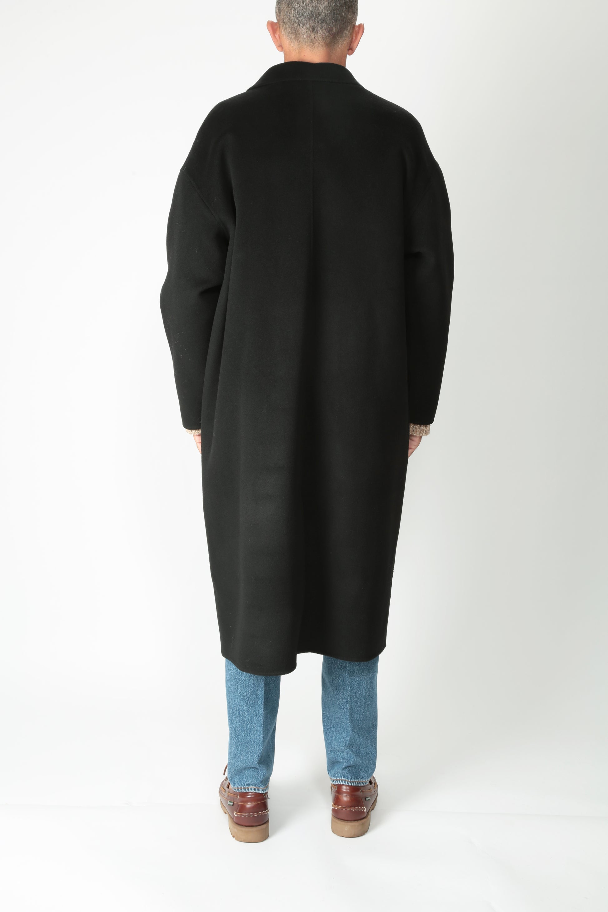 https://admin.shopify.com/store/gulieshop/products/15595284234589#:~:text=https%3A//www.gulieshop.it%20%E2%80%BA%20products%20%E2%80%BA%20amaranto%2Dcappotto%2Dlungo%2Ddoppiopetto%2Db6f0026