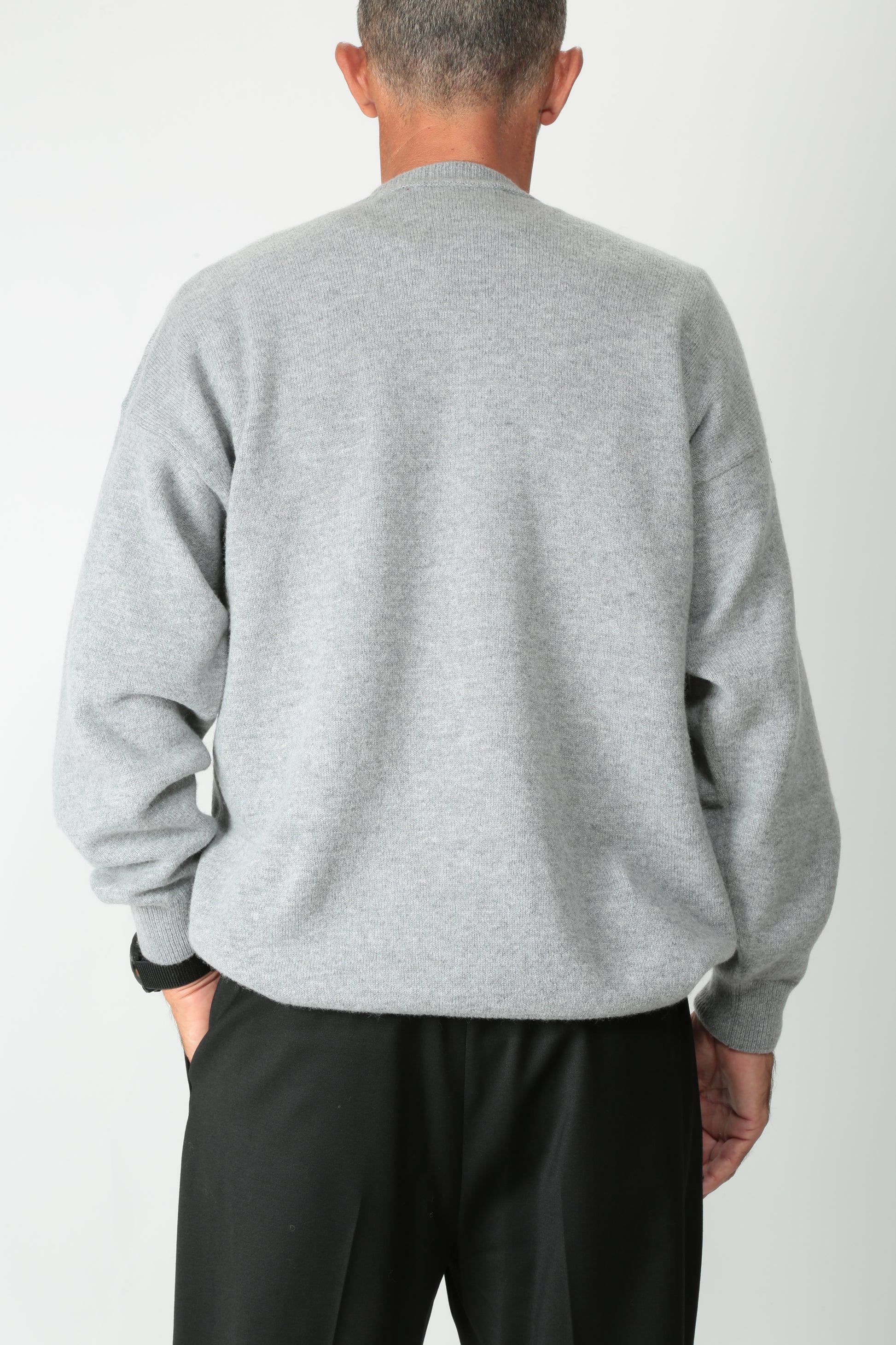 https://admin.shopify.com/store/gulieshop/products/15595298324829#:~:text=https%3A//www.gulieshop.it%20%E2%80%BA%20products%20%E2%80%BA%20amaranto%2Dmaglia%2Dtaglio%2Dfelpa%2Db9f0037%2D1