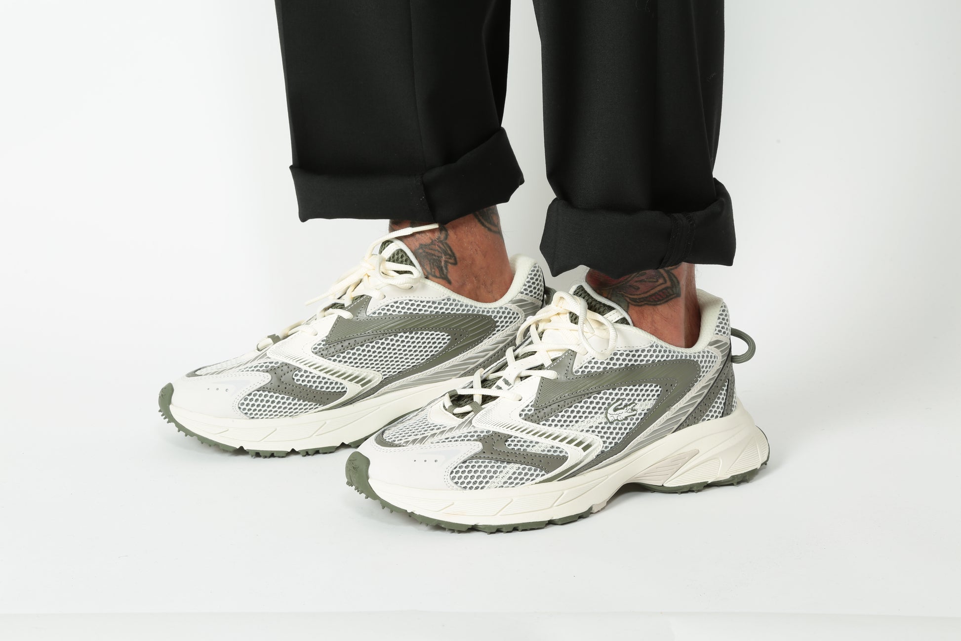 https://admin.shopify.com/store/gulieshop/products/15611809071453#:~:text=https%3A//www.gulieshop.it%20%E2%80%BA%20products%20%E2%80%BA%20lacoste%2Dsneakers%2Dcon%2Dinserti%2Din%2Dmesh%2Dl003%2Dneo%2Dshot%2D4