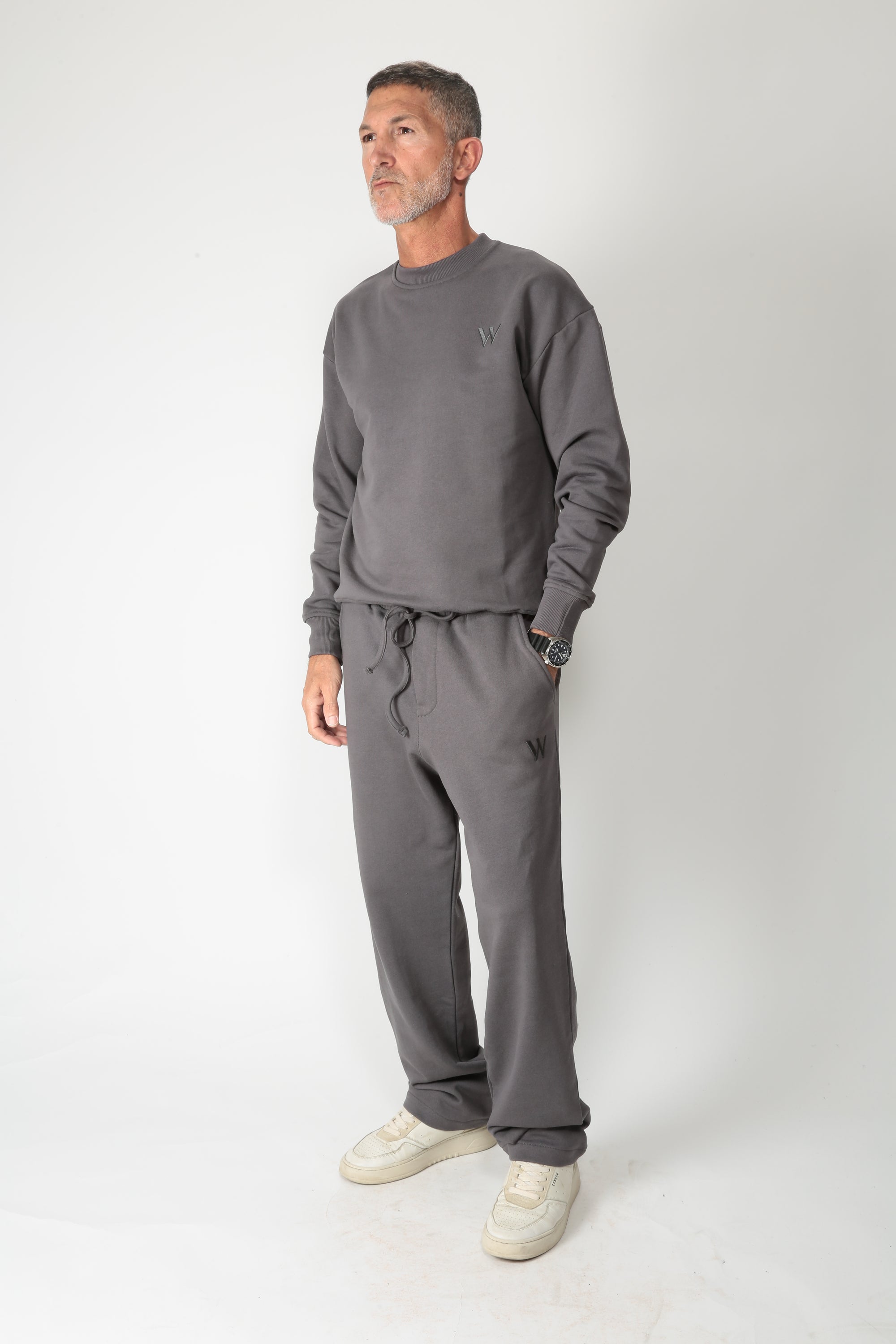 https://admin.shopify.com/store/gulieshop/products/16034872983901#:~:text=https%3A//www.gulieshop.it%20%E2%80%BA%20products%20%E2%80%BA%20whynotbrand%2Dfelpa%2Dgirocollo%2Dfl25