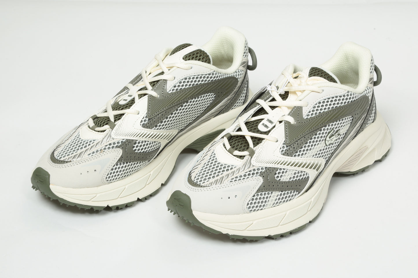 https://admin.shopify.com/store/gulieshop/products/15611809071453#:~:text=https%3A//www.gulieshop.it%20%E2%80%BA%20products%20%E2%80%BA%20lacoste%2Dsneakers%2Dcon%2Dinserti%2Din%2Dmesh%2Dl003%2Dneo%2Dshot%2D4
