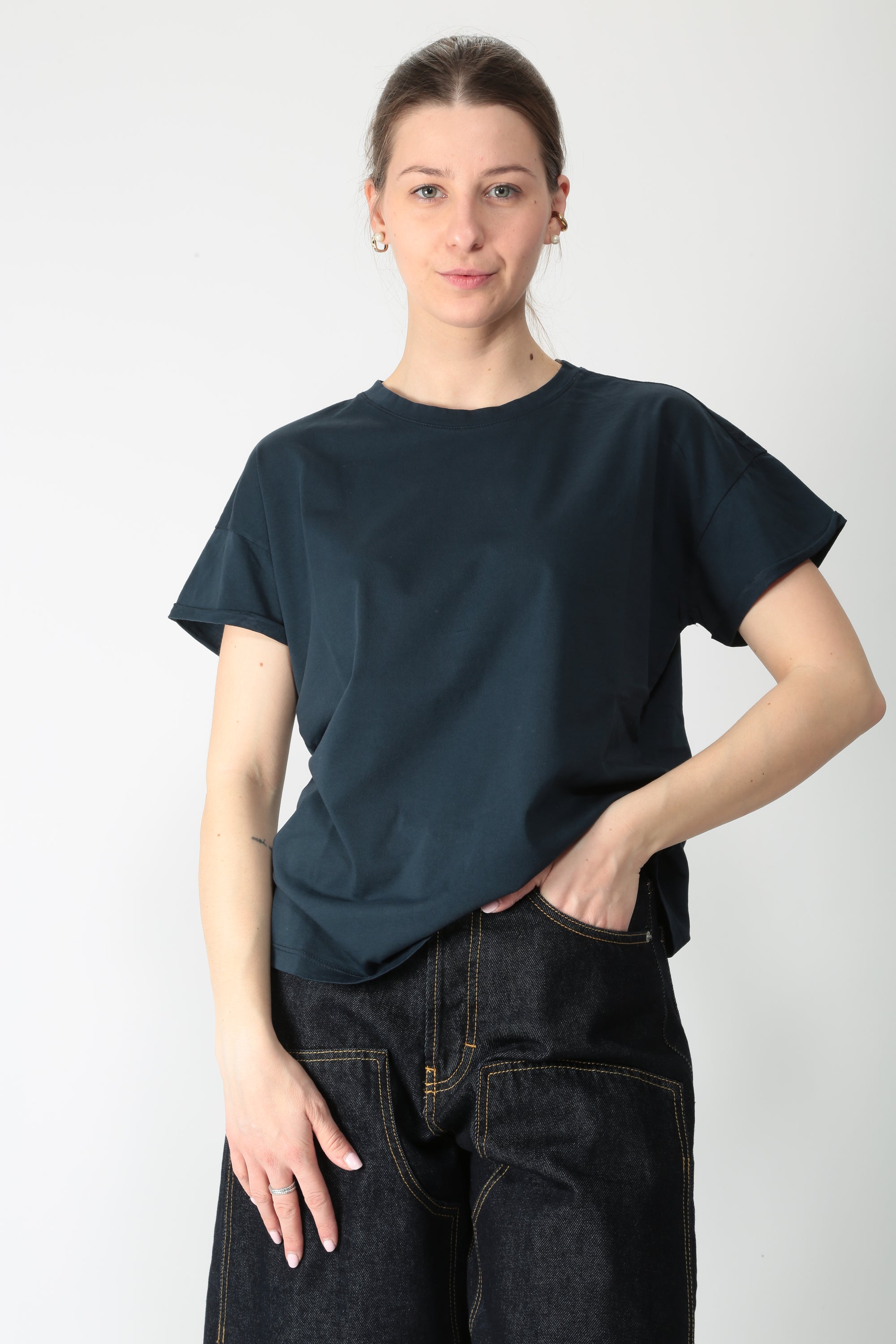 https://admin.shopify.com/store/gulieshop/products/16034872066397#:~:text=https%3A//www.gulieshop.it%20%E2%80%BA%20products%20%E2%80%BA%20tensione%2Din%2Dt%2Dshirt%2Din%2Dcotone%2Dm1488%2D28%2Dsw%2Dbas%2D1