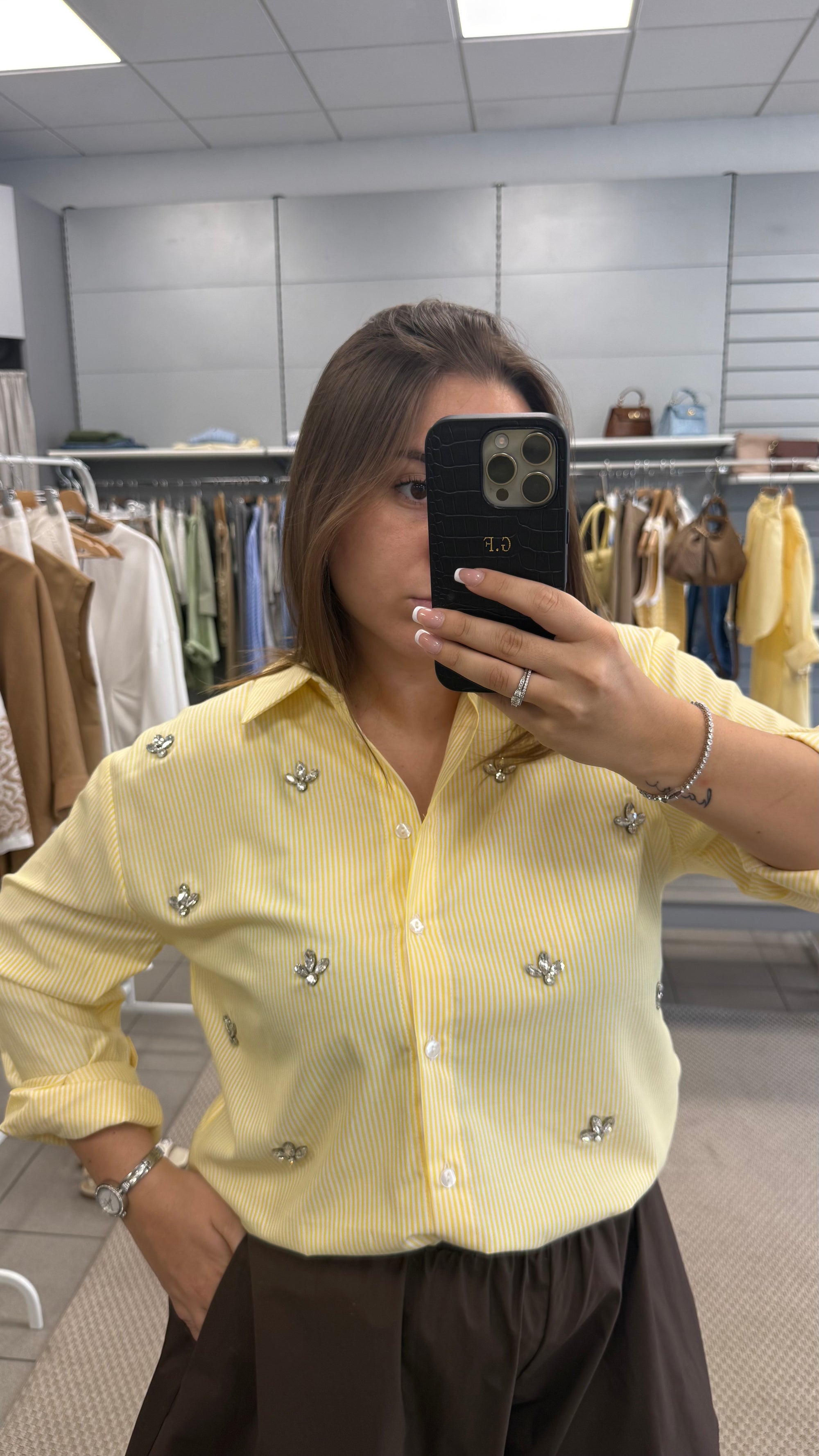 https://admin.shopify.com/store/gulieshop/products/16292877828445