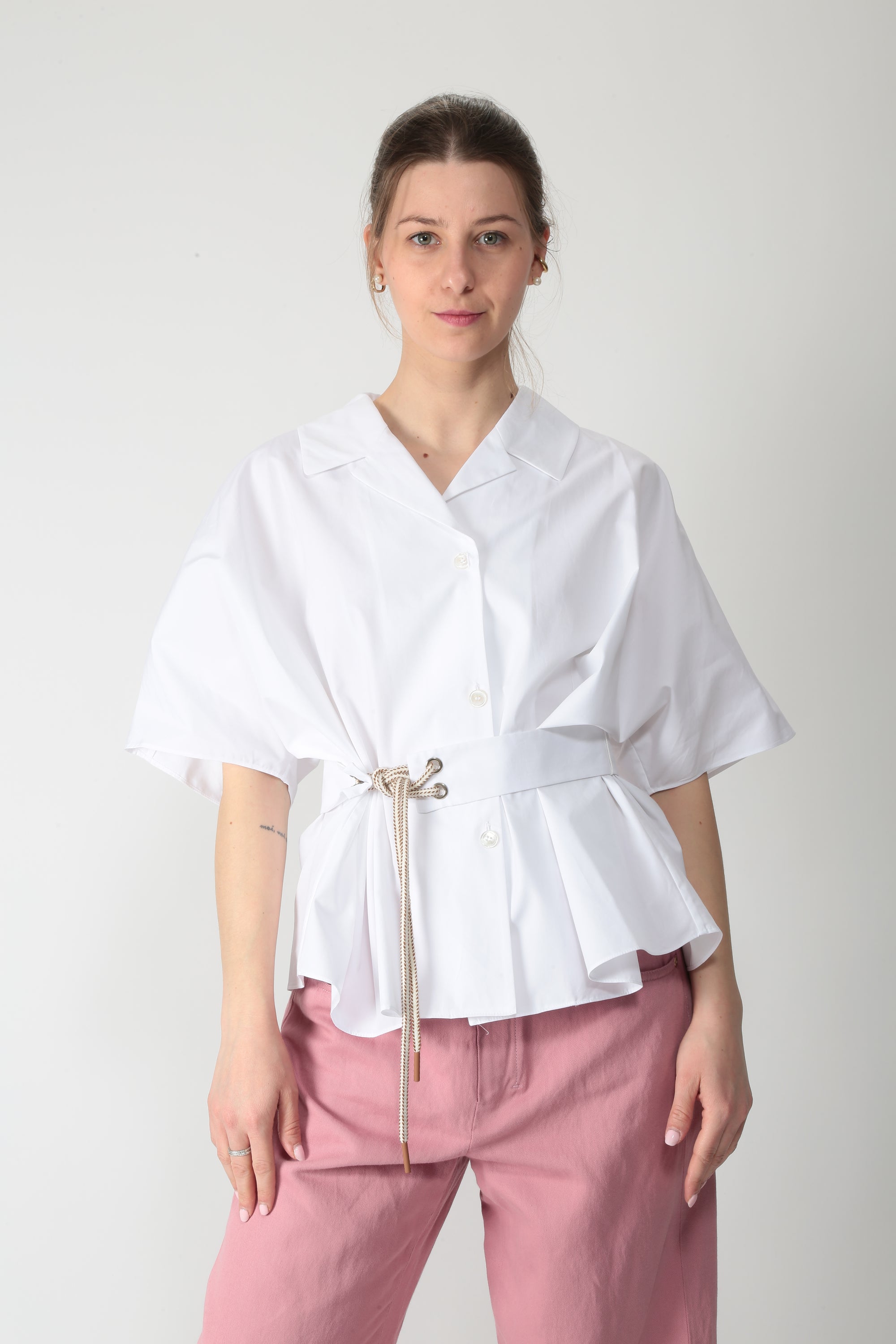 https://admin.shopify.com/store/gulieshop/products/16044985581917#:~:text=https%3A//www.gulieshop.it%20%E2%80%BA%20products%20%E2%80%BA%20s%2Dmaxmara%2Dcamicia%2Dbowling%2Dsmmcarisma