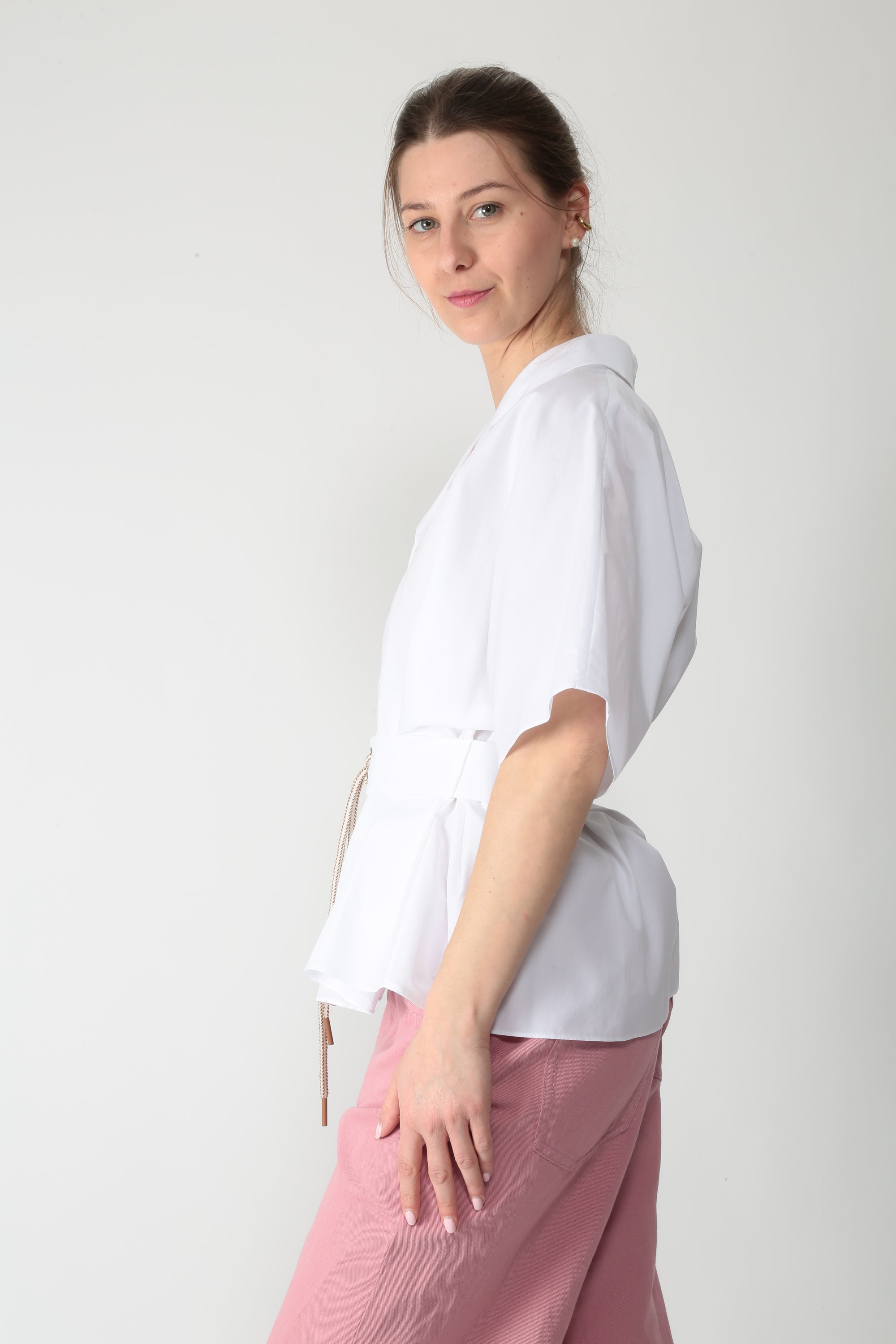 https://admin.shopify.com/store/gulieshop/products/16044985581917#:~:text=https%3A//www.gulieshop.it%20%E2%80%BA%20products%20%E2%80%BA%20s%2Dmaxmara%2Dcamicia%2Dbowling%2Dsmmcarisma