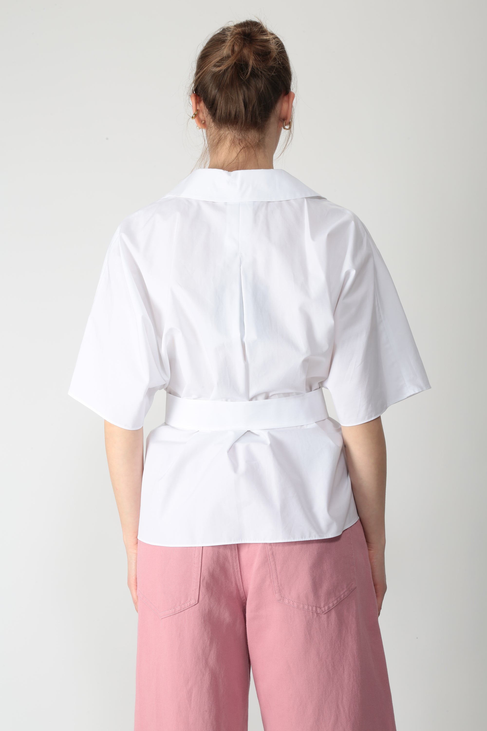 https://admin.shopify.com/store/gulieshop/products/16044985581917#:~:text=https%3A//www.gulieshop.it%20%E2%80%BA%20products%20%E2%80%BA%20s%2Dmaxmara%2Dcamicia%2Dbowling%2Dsmmcarisma