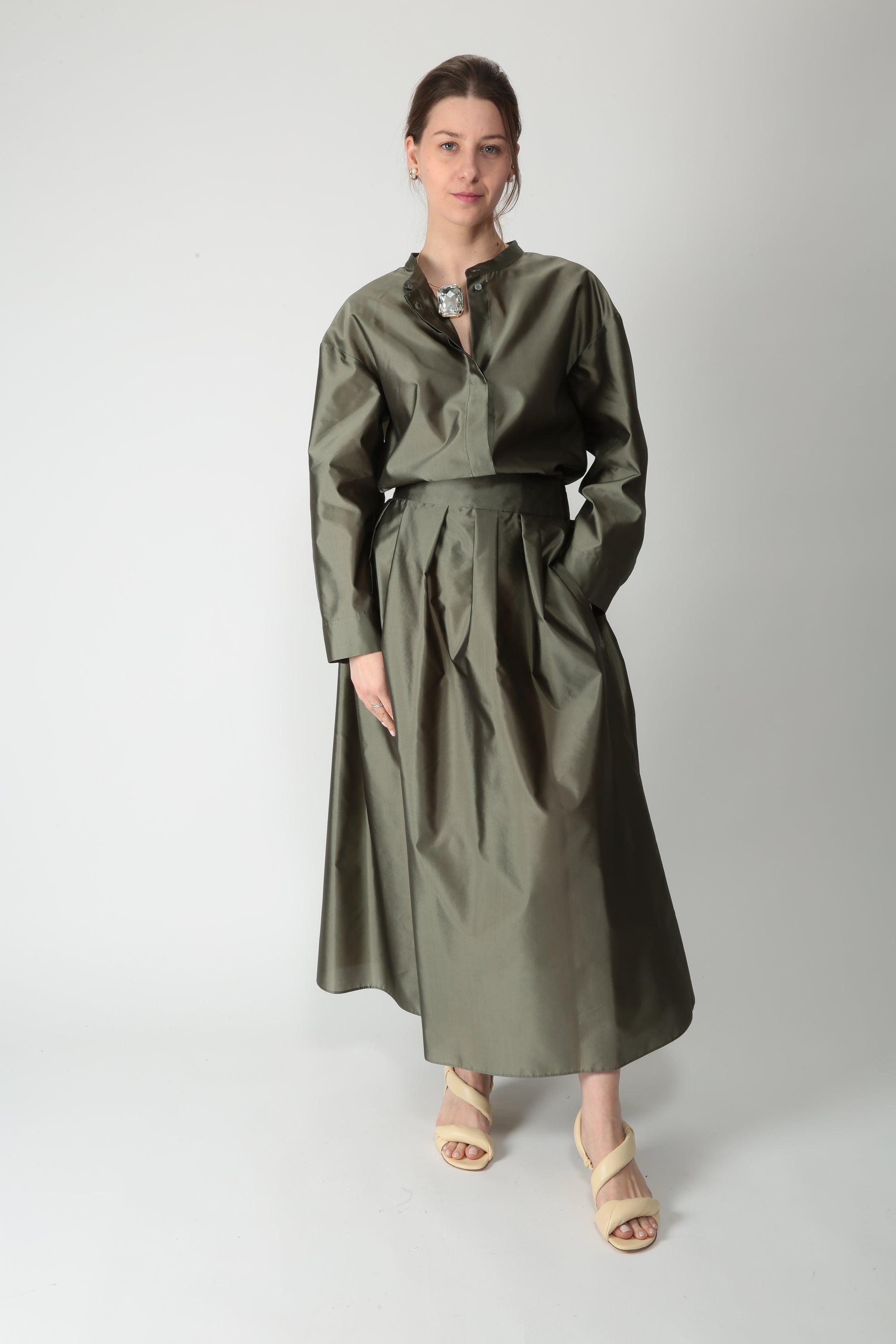 https://admin.shopify.com/store/gulieshop/products/16039609762141