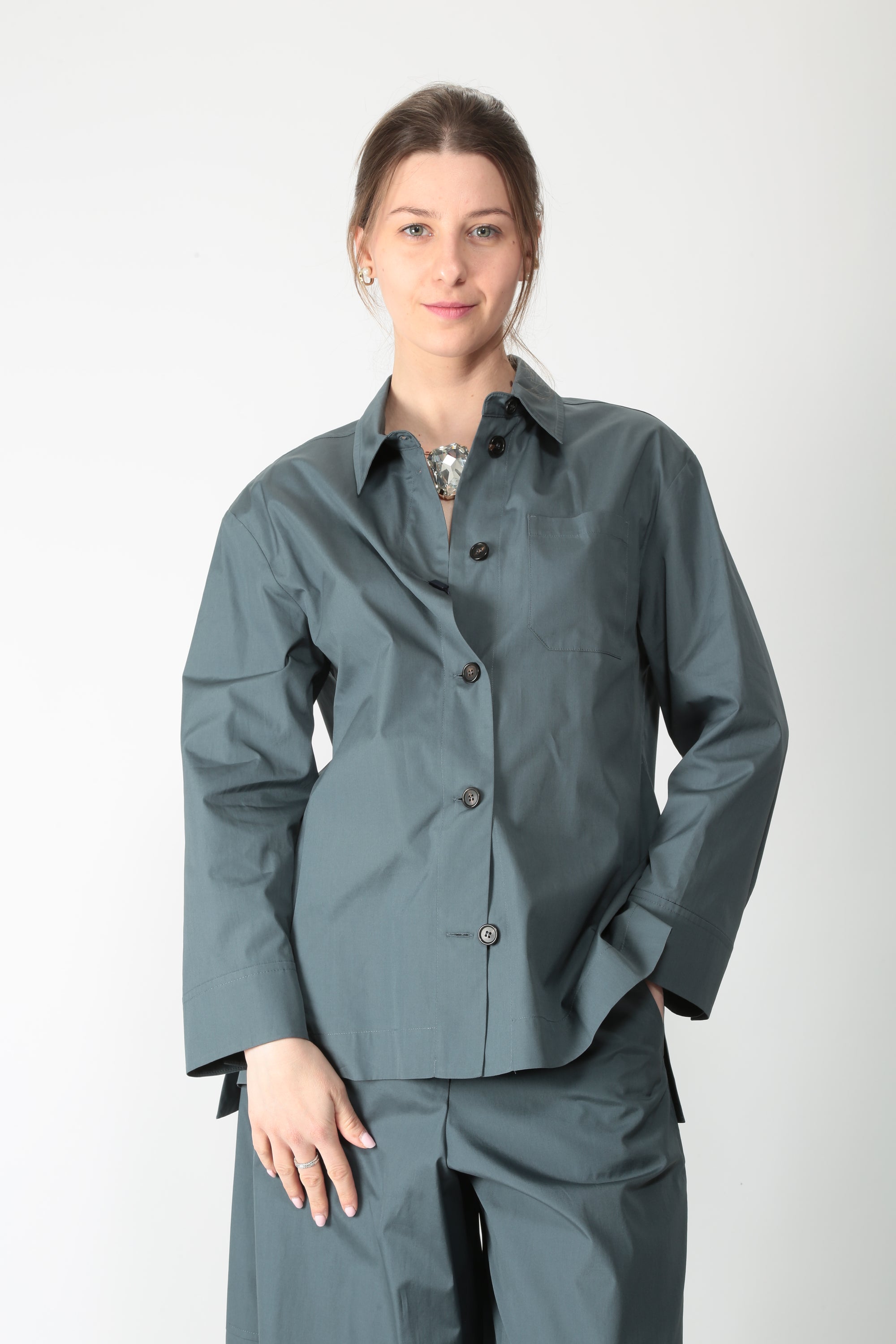 https://admin.shopify.com/store/gulieshop/products/16039609696605#:~:text=https%3A//www.gulieshop.it%20%E2%80%BA%20products%20%E2%80%BA%20s%2Dmaxmara%2Dcamicia%2Din%2Dcotone%2Dsmmarianne