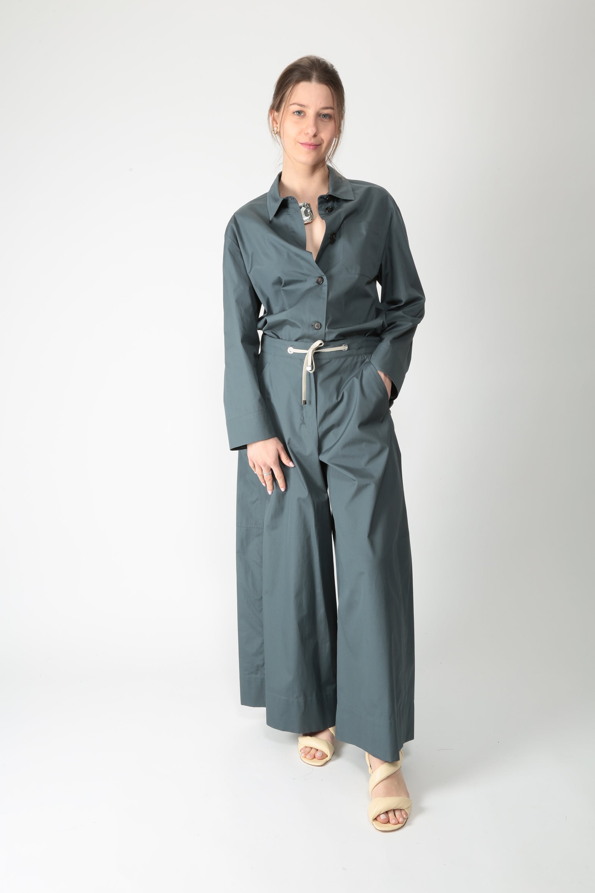 https://admin.shopify.com/store/gulieshop/products/16039609696605#:~:text=https%3A//www.gulieshop.it%20%E2%80%BA%20products%20%E2%80%BA%20s%2Dmaxmara%2Dcamicia%2Din%2Dcotone%2Dsmmarianne