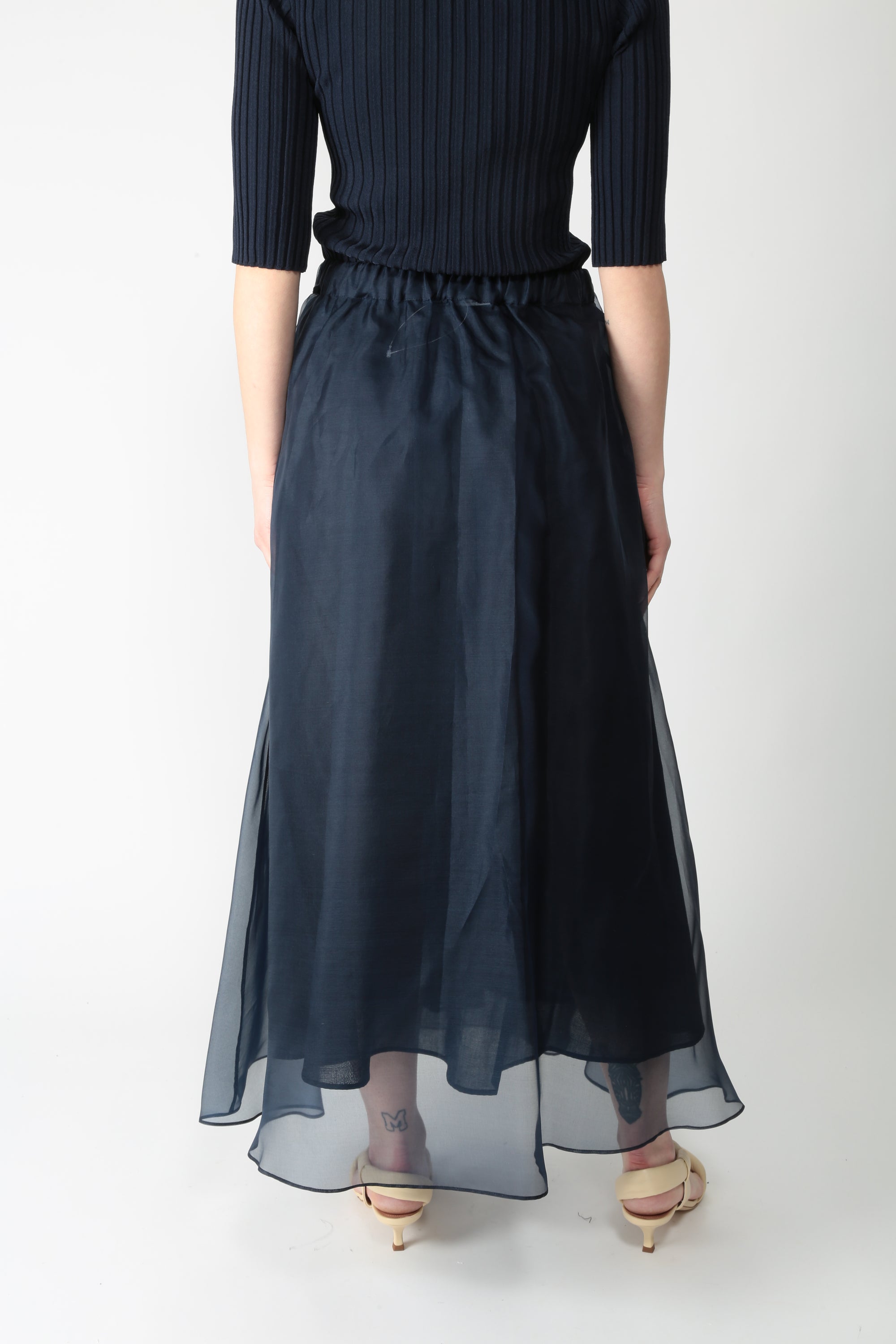 https://admin.shopify.com/store/gulieshop/products/16025719505245#:~:text=https%3A//www.gulieshop.it%20%E2%80%BA%20products%20%E2%80%BA%20maxmara%2Dweekend%2Dgonna%2Din%2Dorganza%2Dwkdvisino