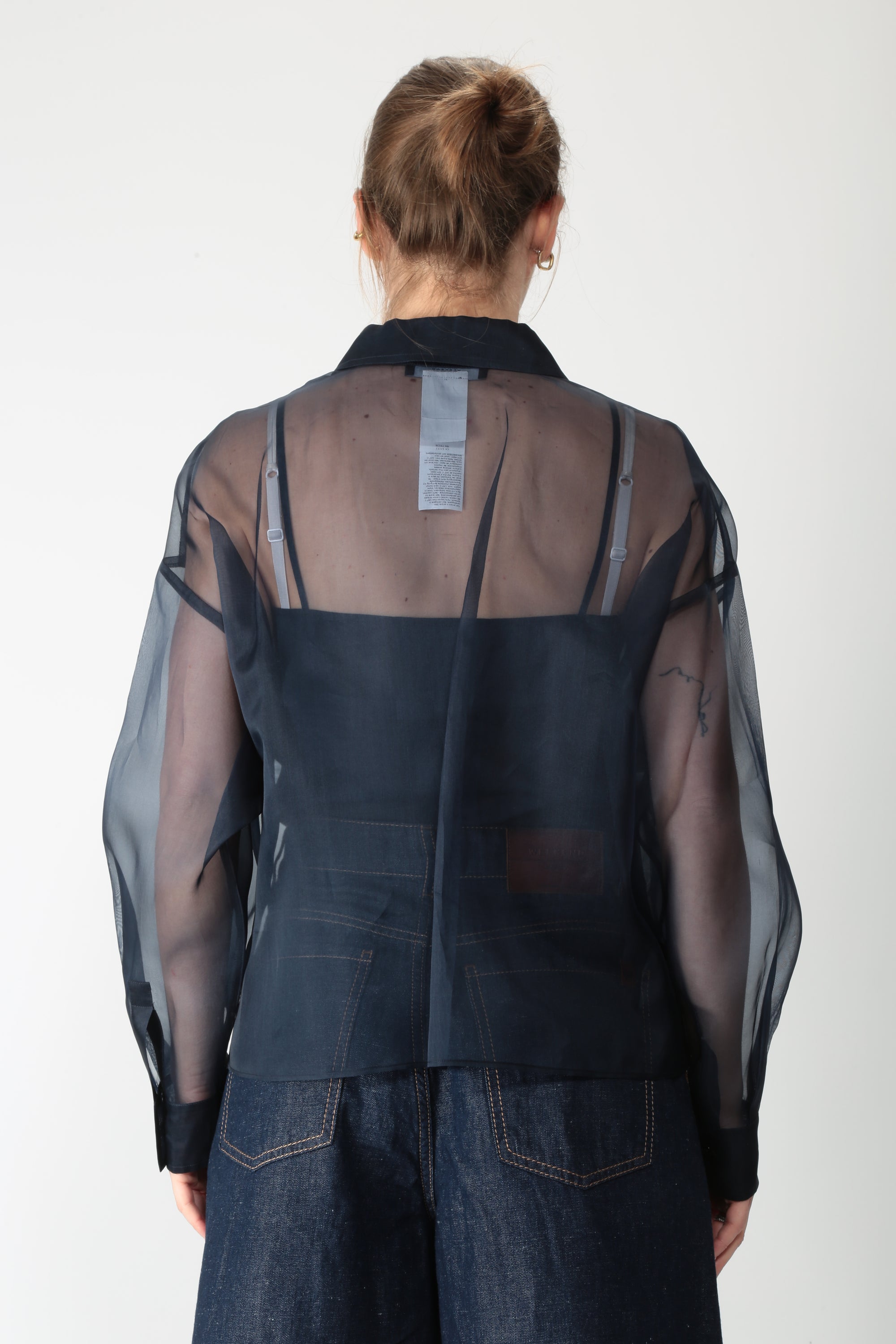 https://admin.shopify.com/store/gulieshop/products/16045510099293#:~:text=https%3A//www.gulieshop.it%20%E2%80%BA%20products%20%E2%80%BA%20maxmara%2Dweekend%2Dcamicia%2Din%2Dseta%2Dcon%2Dtop%2Dwkdcolomba