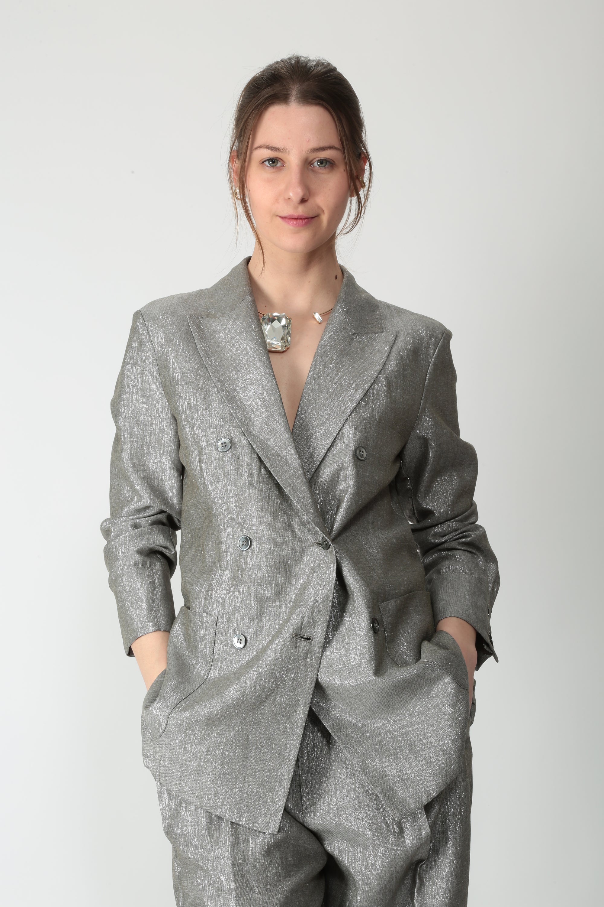 https://admin.shopify.com/store/gulieshop/products/16028212167005#:~:text=https%3A//www.gulieshop.it%20%E2%80%BA%20products%20%E2%80%BA%20solotre%2Dgiacca%2Din%2Dmisto%2Dviscosa%2De%2Dlino%2Dm1ab0036