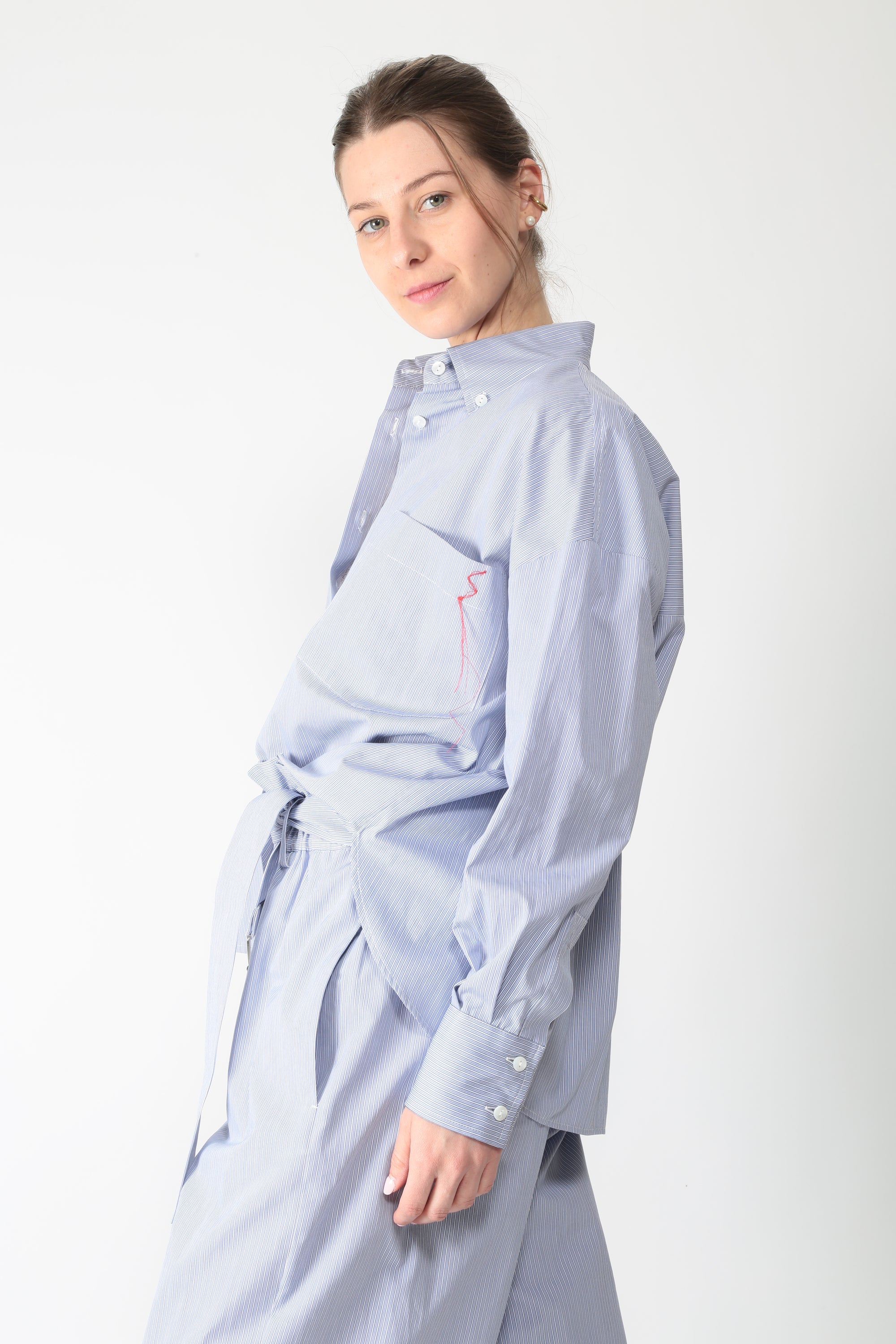 https://admin.shopify.com/store/gulieshop/products/16028211249501#:~:text=https%3A//www.gulieshop.it%20%E2%80%BA%20products%20%E2%80%BA%20solotre%2Dcamicia%2Din%2Dcotone%2Dm1ab0042