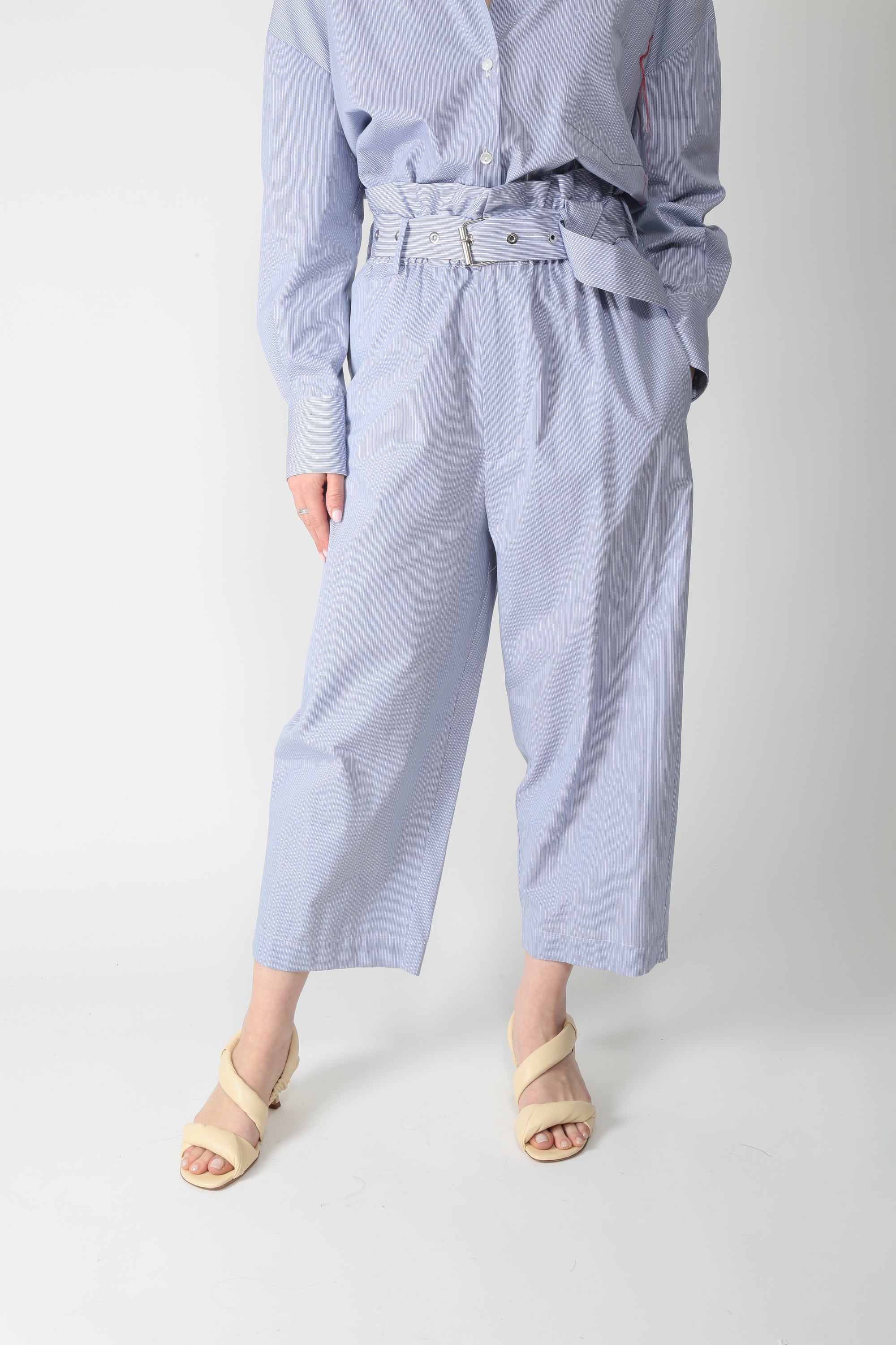 https://admin.shopify.com/store/gulieshop/products/16028211937629#:~:text=https%3A//www.gulieshop.it%20%E2%80%BA%20products%20%E2%80%BA%20solotre%2Dpantalone%2Dcon%2Dcintura%2Dm1ab0014