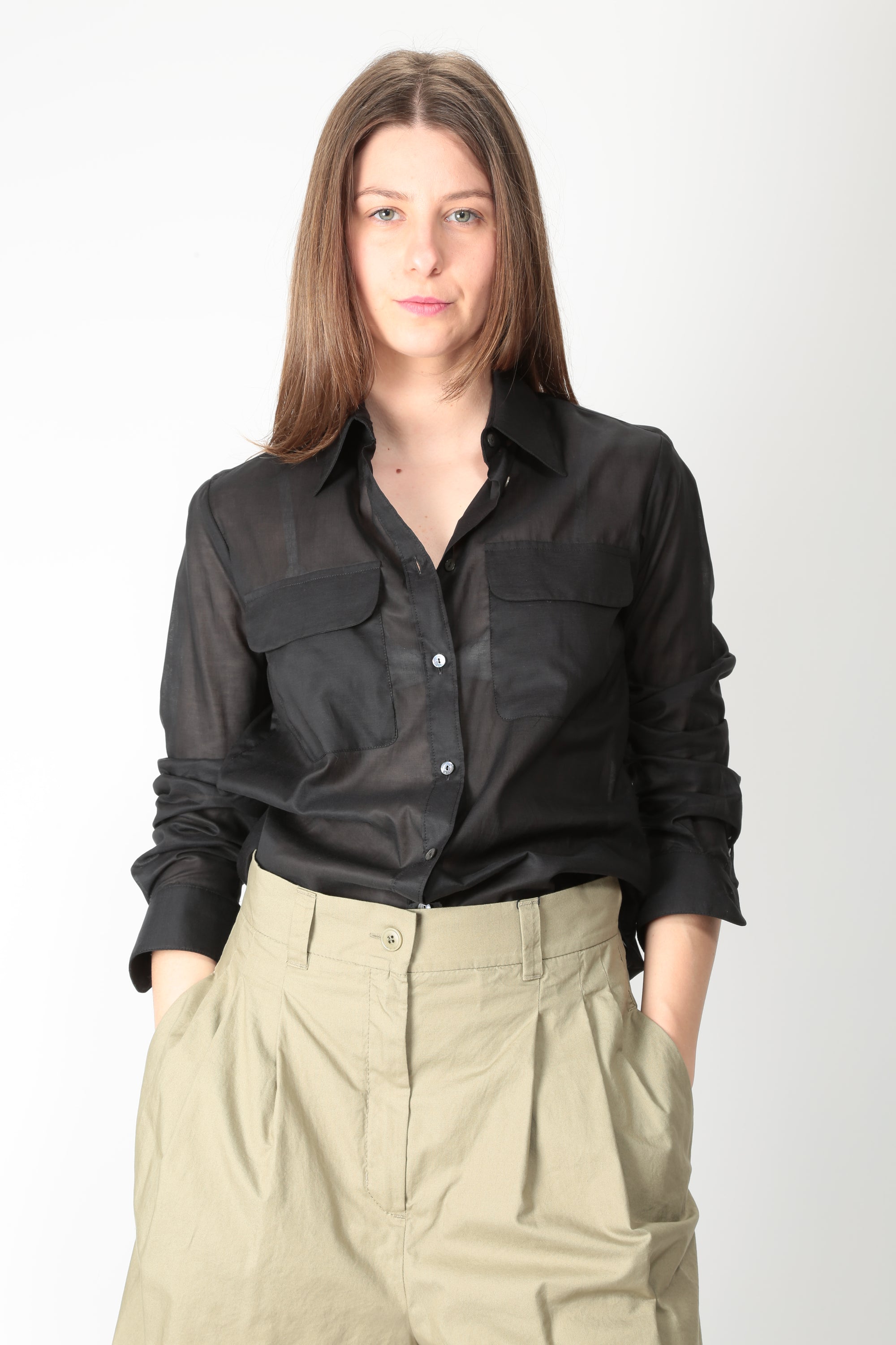 https://admin.shopify.com/store/gulieshop/products/16077550879069#:~:text=https%3A//www.gulieshop.it%20%E2%80%BA%20products%20%E2%80%BA%20camicetta%2Dsnob%2Dcamicia%2Din%2Dgarza%2Ddi%2Dmisto%2Dcotone%2D41415%2D679
