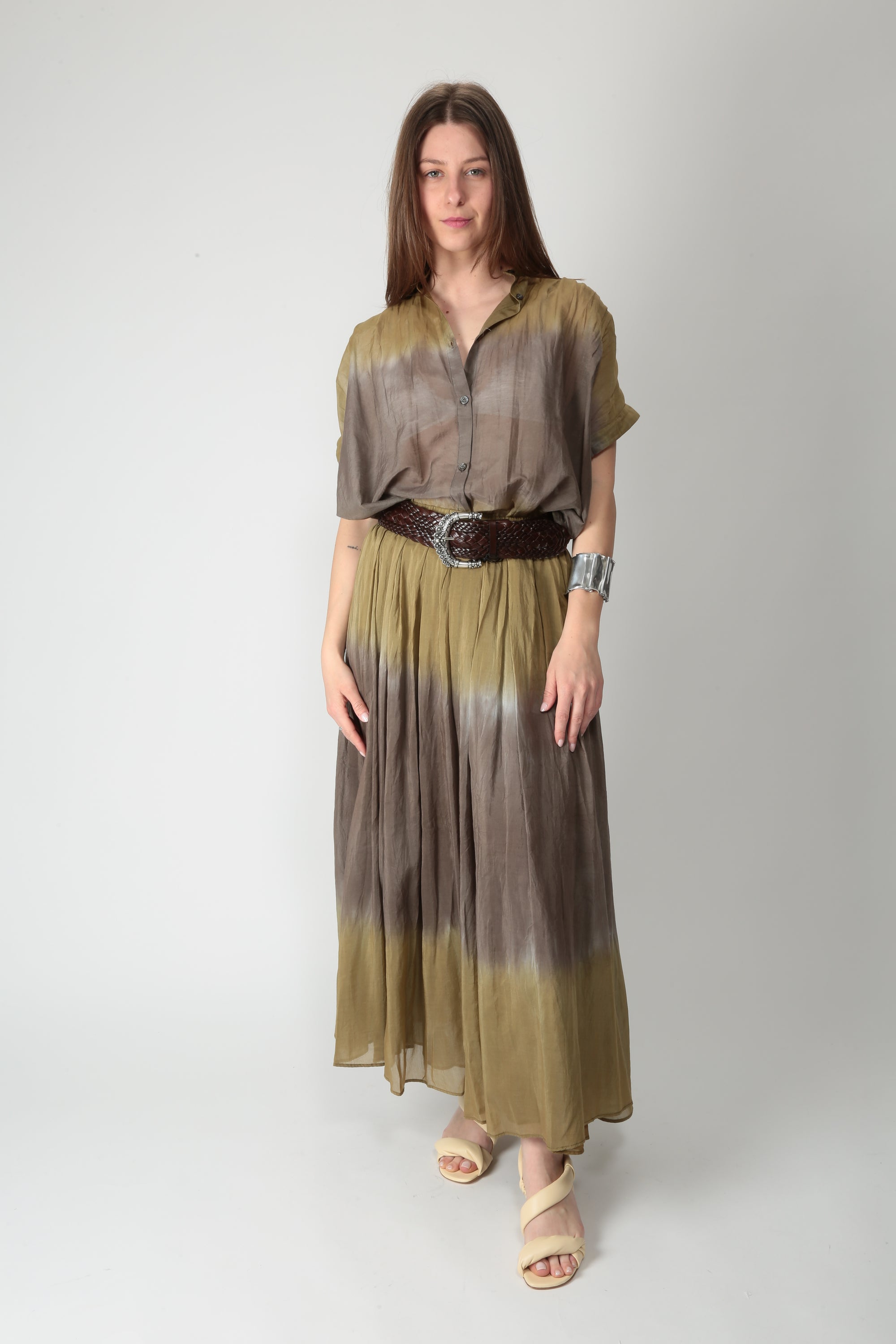 https://admin.shopify.com/store/gulieshop/products/16012870451549#:~:text=https%3A//www.gulieshop.it%20%E2%80%BA%20products%20%E2%80%BA%20r%2Dcollina%2Dgonna%2Dlunga%2Dmisto%2Dseta%2D261fxa59067