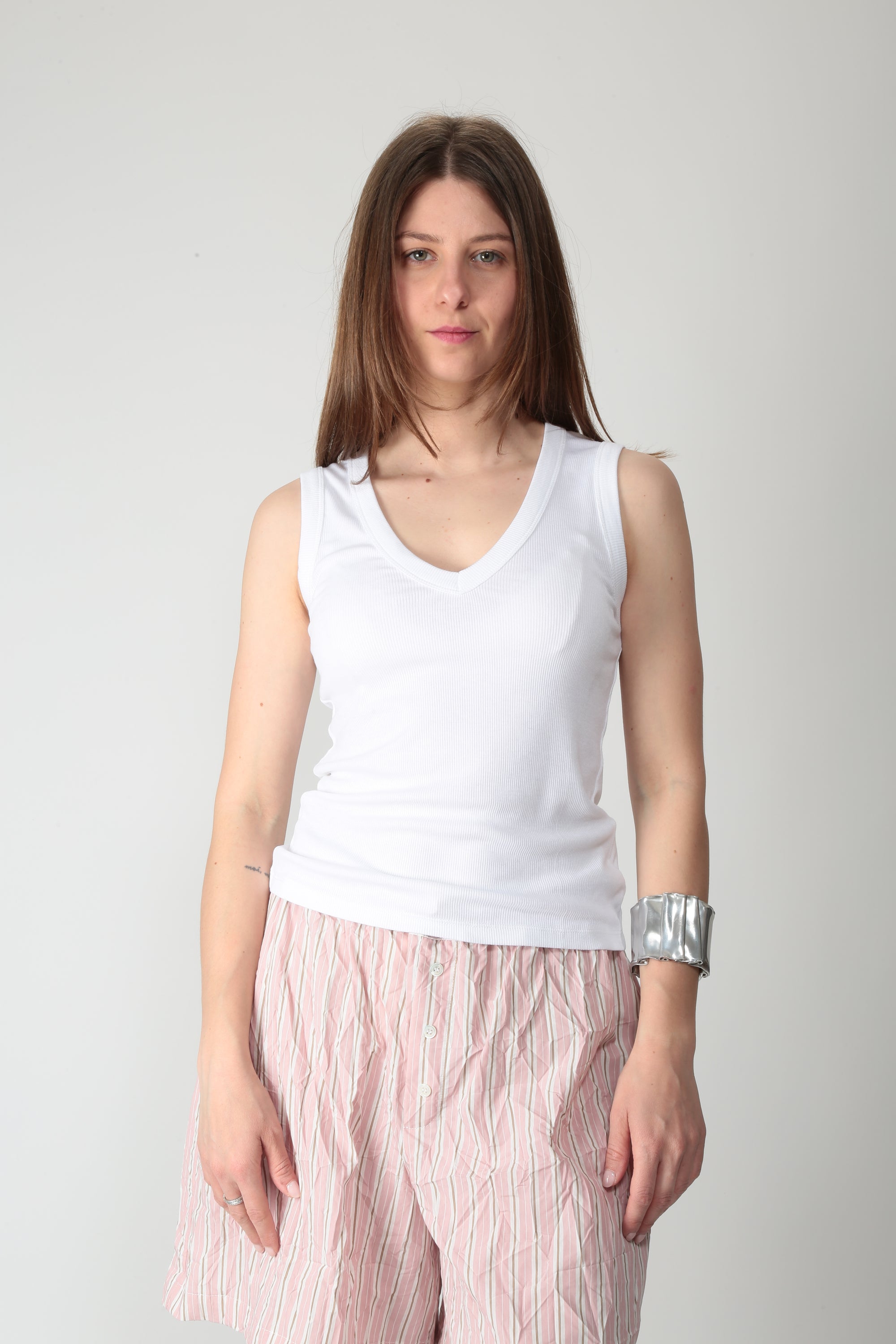 https://admin.shopify.com/store/gulieshop/products/16028296905053#:~:text=https%3A//www.gulieshop.it%20%E2%80%BA%20products%20%E2%80%BA%20majestic%2Dtop%2Da%2Dcoste%2Dm615%2Dfde221