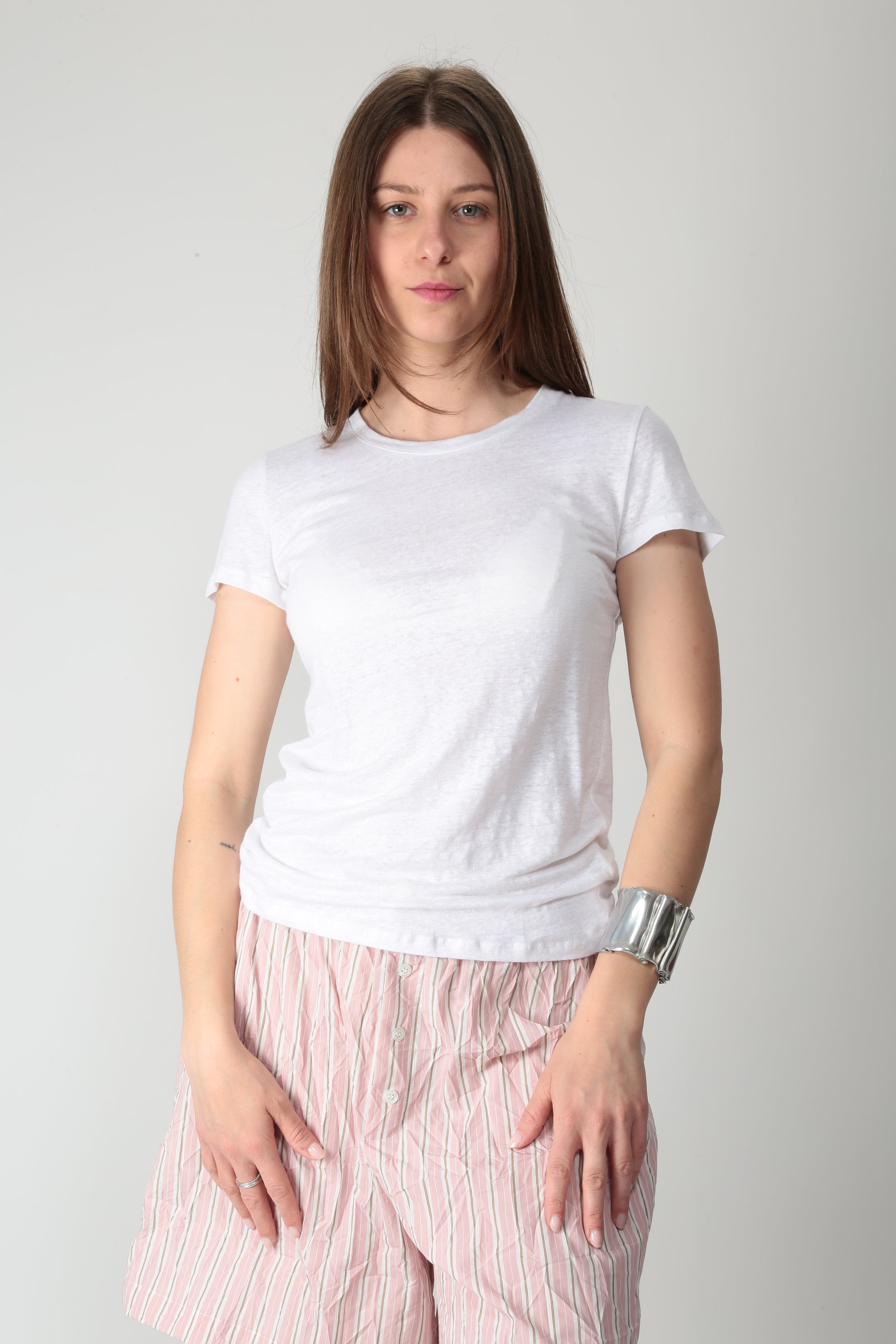 https://admin.shopify.com/store/gulieshop/products/16028295201117#:~:text=https%3A//www.gulieshop.it%20%E2%80%BA%20products%20%E2%80%BA%20majestic%2Dt%2Dshirt%2Din%2Dlino%2Dm011%2Dfts162