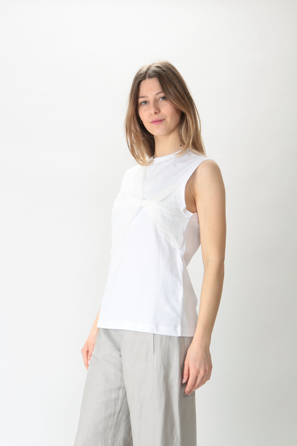 https://admin.shopify.com/store/gulieshop/products/9033135915357#:~:text=Invia-,Tela%20Top%20in%20cotone%20e%20tulle%20Malta,-Contenuto%20multimediale%201