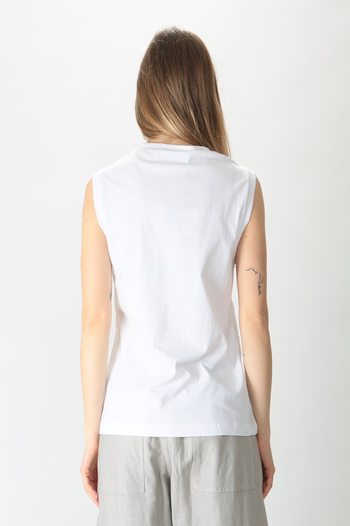 https://admin.shopify.com/store/gulieshop/products/9033135915357#:~:text=Invia-,Tela%20Top%20in%20cotone%20e%20tulle%20Malta,-Contenuto%20multimediale%201