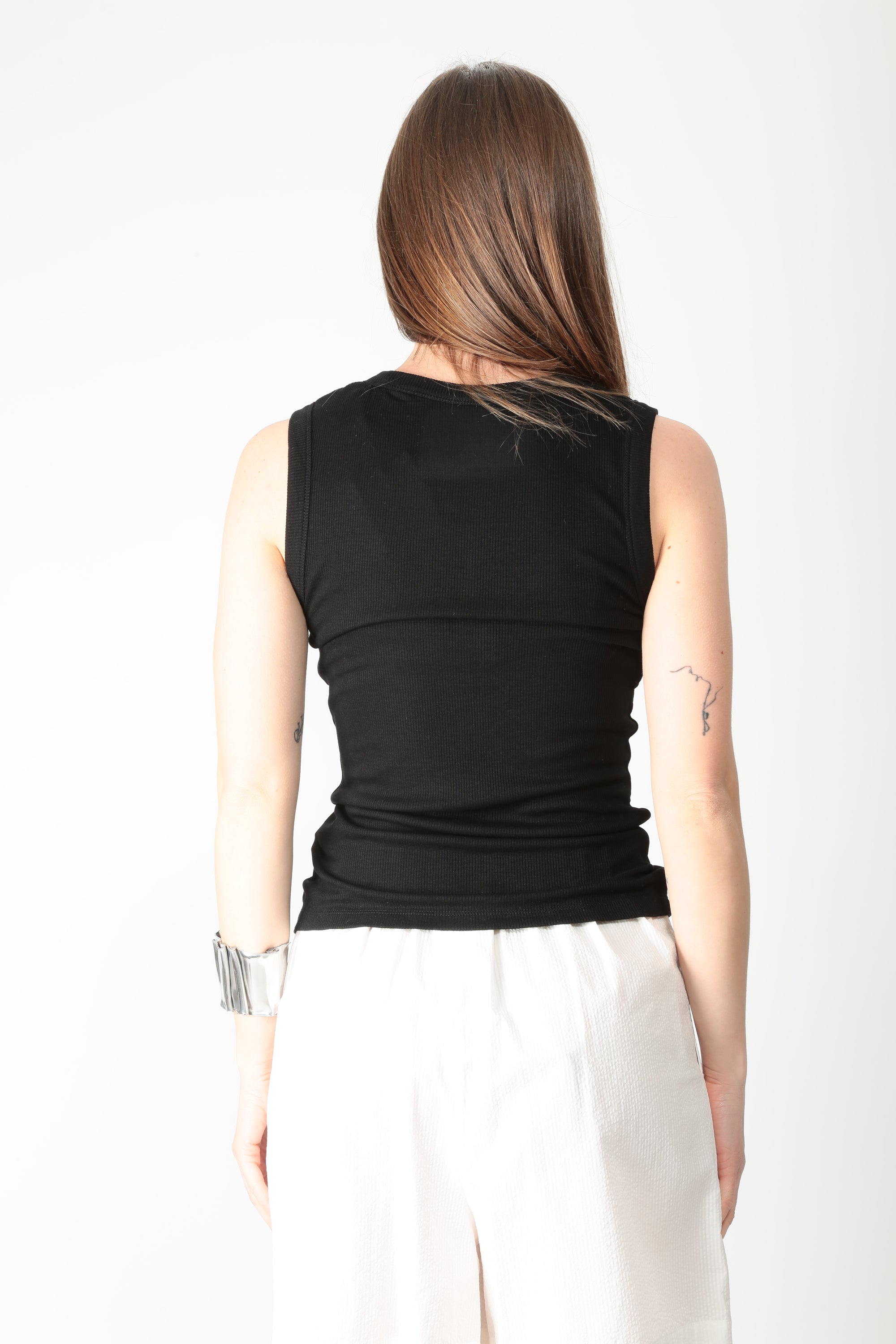 https://admin.shopify.com/store/gulieshop/products/16028296970589#:~:text=https%3A//www.gulieshop.it%20%E2%80%BA%20products%20%E2%80%BA%20majestic%2Dtop%2Da%2Dcoste%2Dm615%2Dfde221%2D1