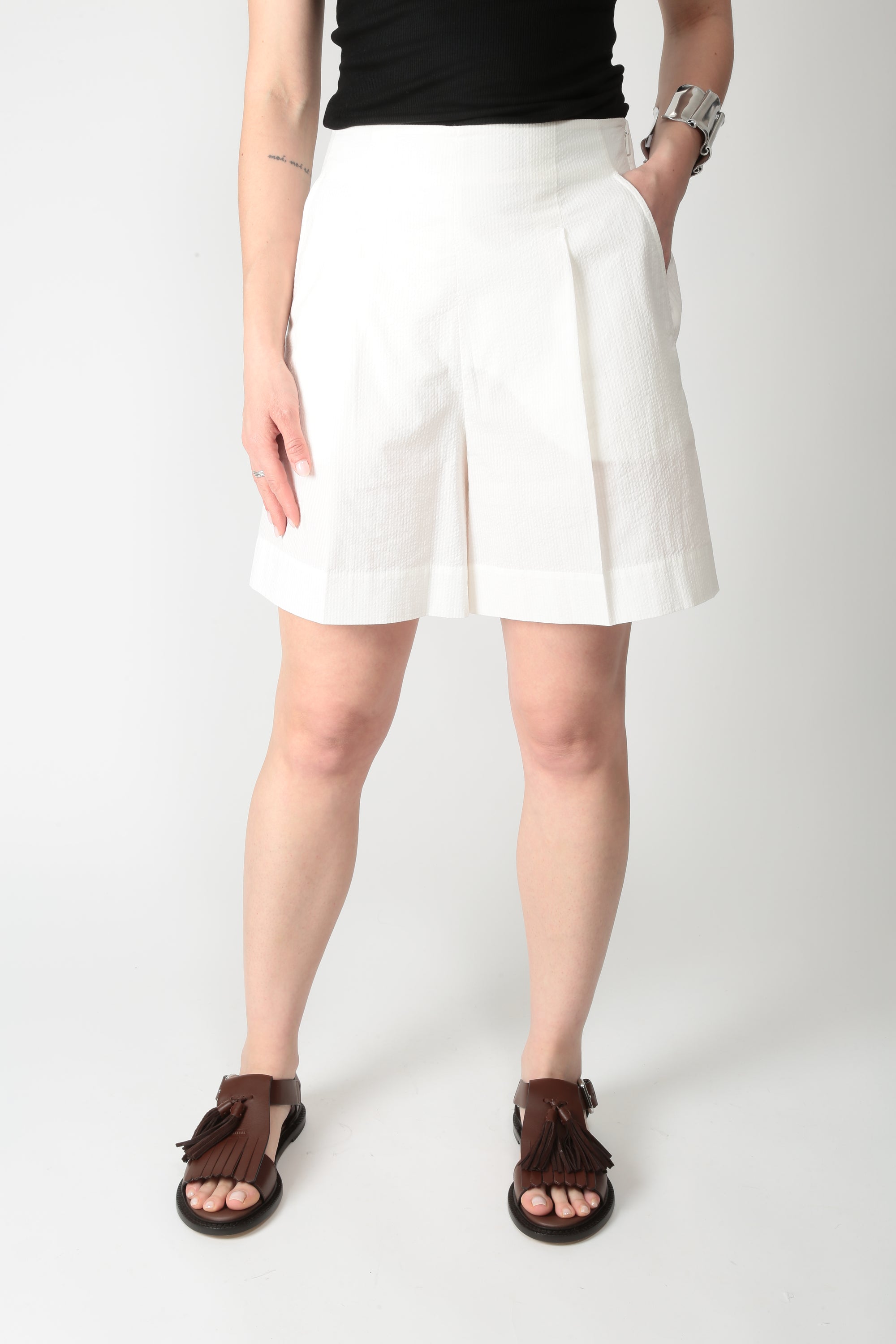 https://admin.shopify.com/store/gulieshop/products/16084793065821#:~:text=https%3A//www.gulieshop.it%20%E2%80%BA%20products%20%E2%80%BA%20maxmara%2Dmm%2Dshort%2Deffetto%2Dgoffrato%2Dmmlbalta%2D1