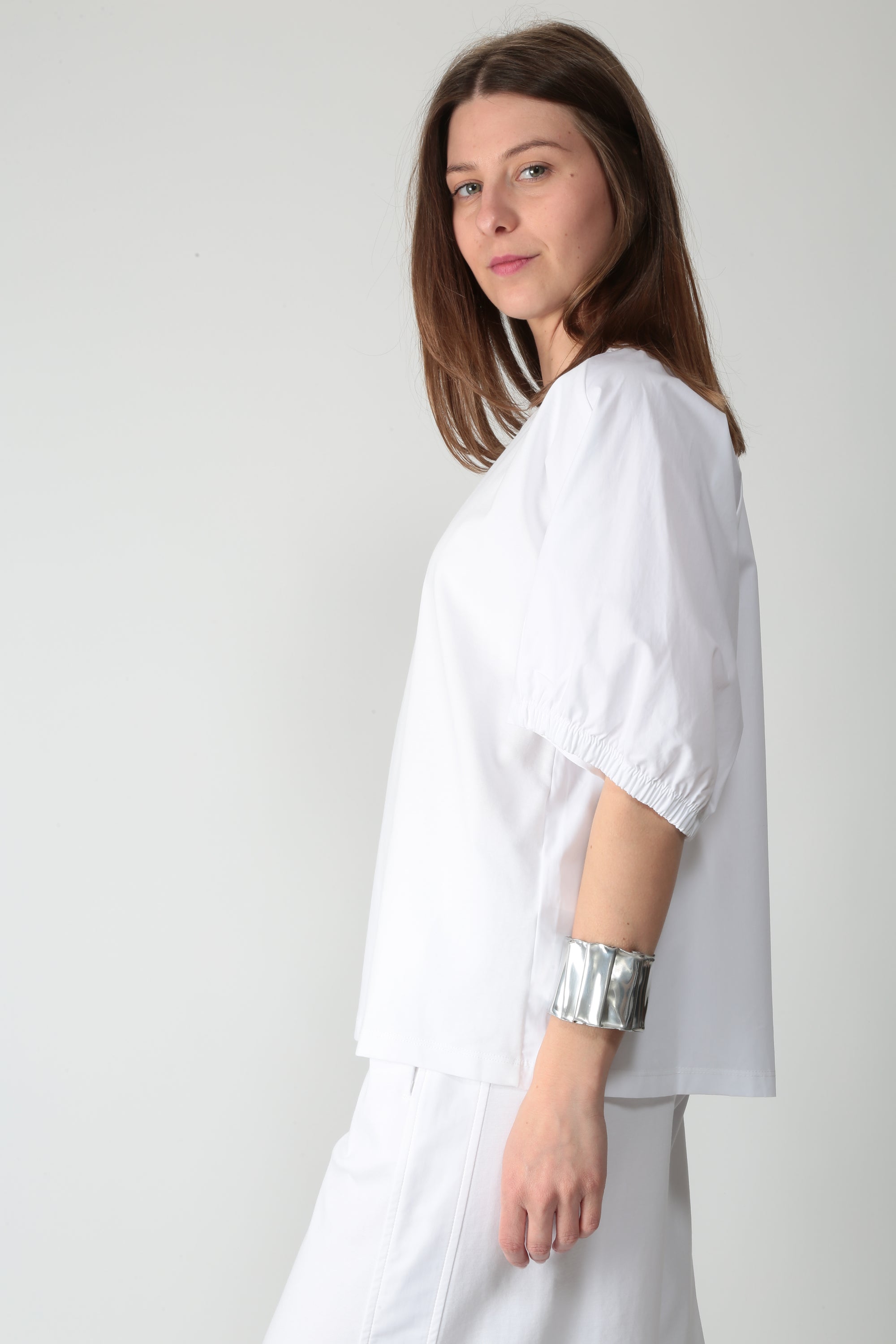 https://admin.shopify.com/store/gulieshop/products/16084792574301#:~:text=https%3A//www.gulieshop.it%20%E2%80%BA%20products%20%E2%80%BA%20maxmara%2Dmm%2Dt%2Dshirt%2Dcon%2Dmanica%2Da%2Dpalloncino%2Dmmlcellula