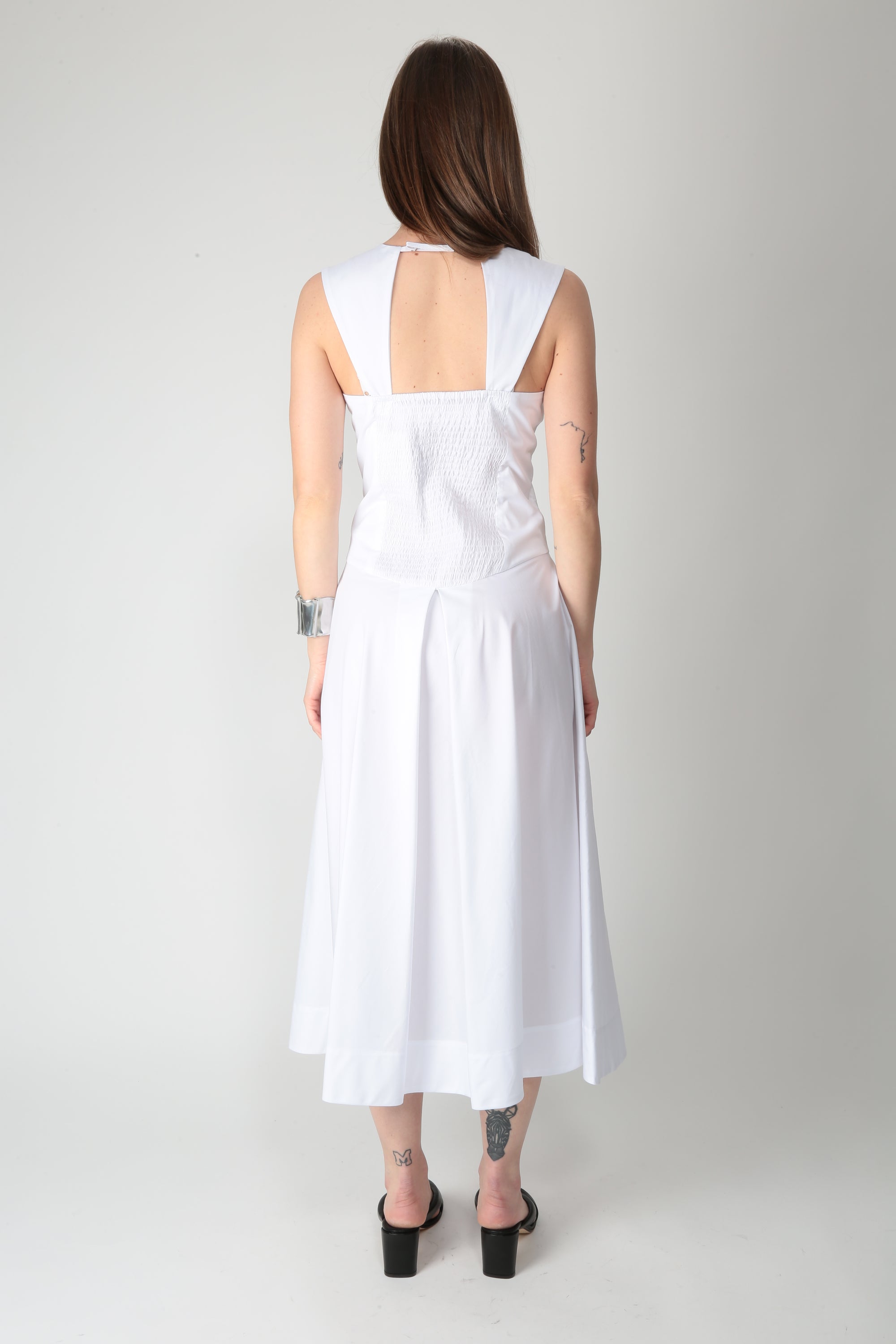 https://admin.shopify.com/store/gulieshop/products/16027972436317#:~:text=https%3A//www.gulieshop.it%20%E2%80%BA%20products%20%E2%80%BA%20beatrice%2Dabito%2Dlungo%2Din%2Dcotone%2D26fe6648rub