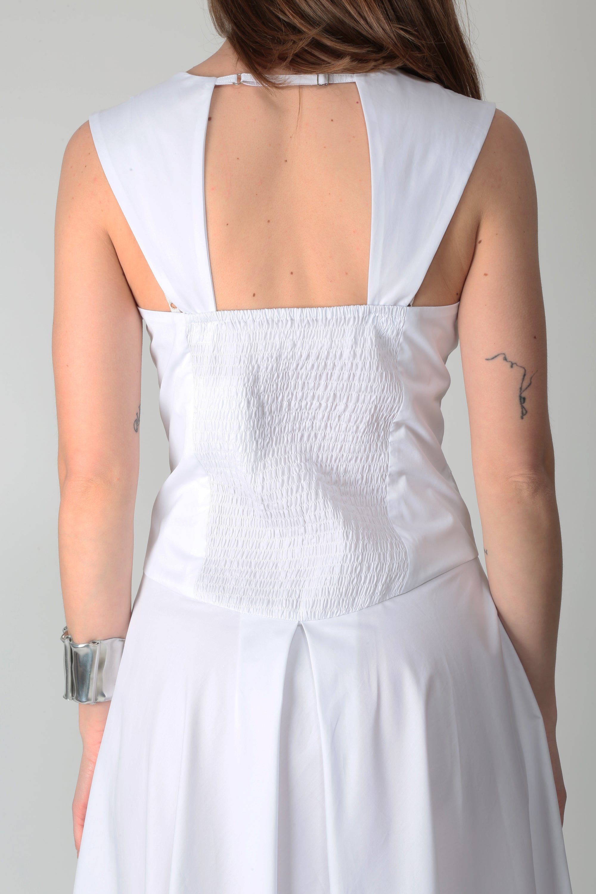 https://admin.shopify.com/store/gulieshop/products/16027972436317#:~:text=https%3A//www.gulieshop.it%20%E2%80%BA%20products%20%E2%80%BA%20beatrice%2Dabito%2Dlungo%2Din%2Dcotone%2D26fe6648rub