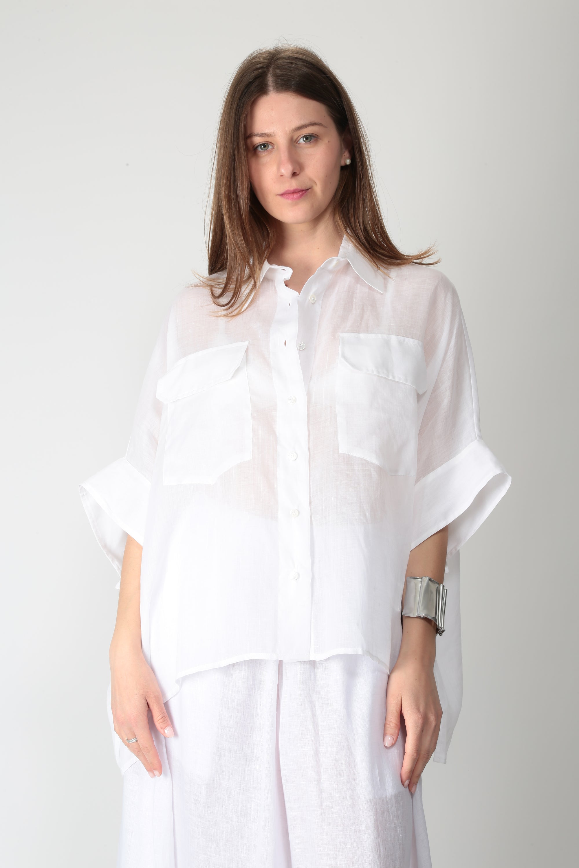 https://admin.shopify.com/store/gulieshop/products/16006689390941#:~:text=https%3A//www.gulieshop.it%20%E2%80%BA%20products%20%E2%80%BA%20meimeij%2Dcamicia%2Din%2Drayon%2Dm6ej02%2D1
