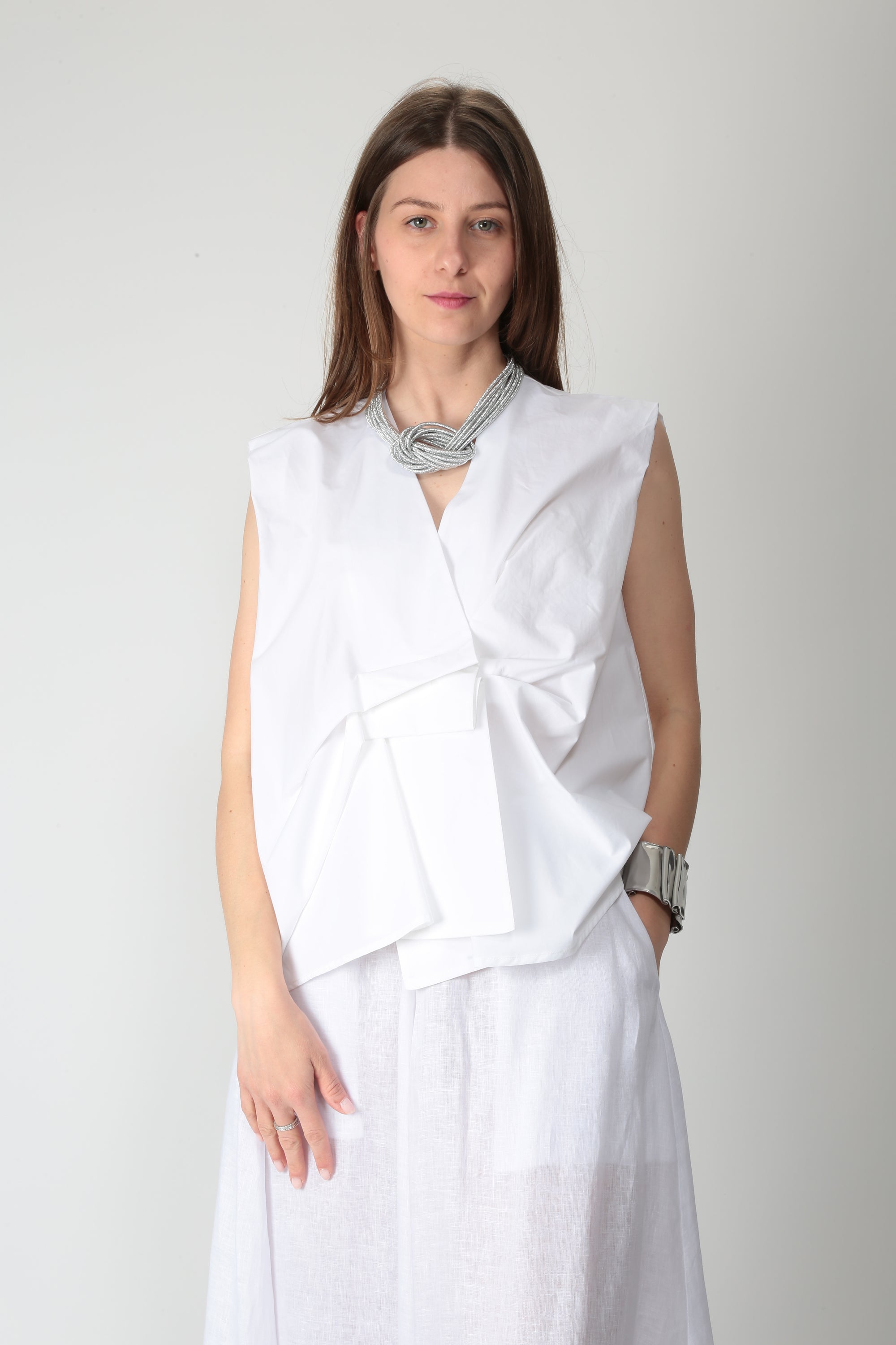 https://admin.shopify.com/store/gulieshop/products/16084793196893#:~:text=https%3A//www.gulieshop.it%20%E2%80%BA%20products%20%E2%80%BA%20meimeij%2Dtop%2Dsmanicato%2Din%2Dpopeline%2Dm6ea66%2D1