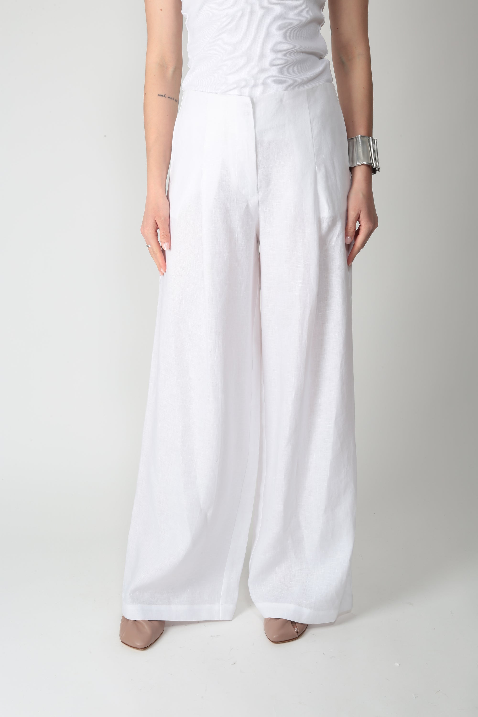 https://admin.shopify.com/store/gulieshop/products/16084793753949#:~:text=https%3A//www.gulieshop.it%20%E2%80%BA%20products%20%E2%80%BA%20meimeij%2Dpantalone%2Din%2Dlino%2Dm6eh07
