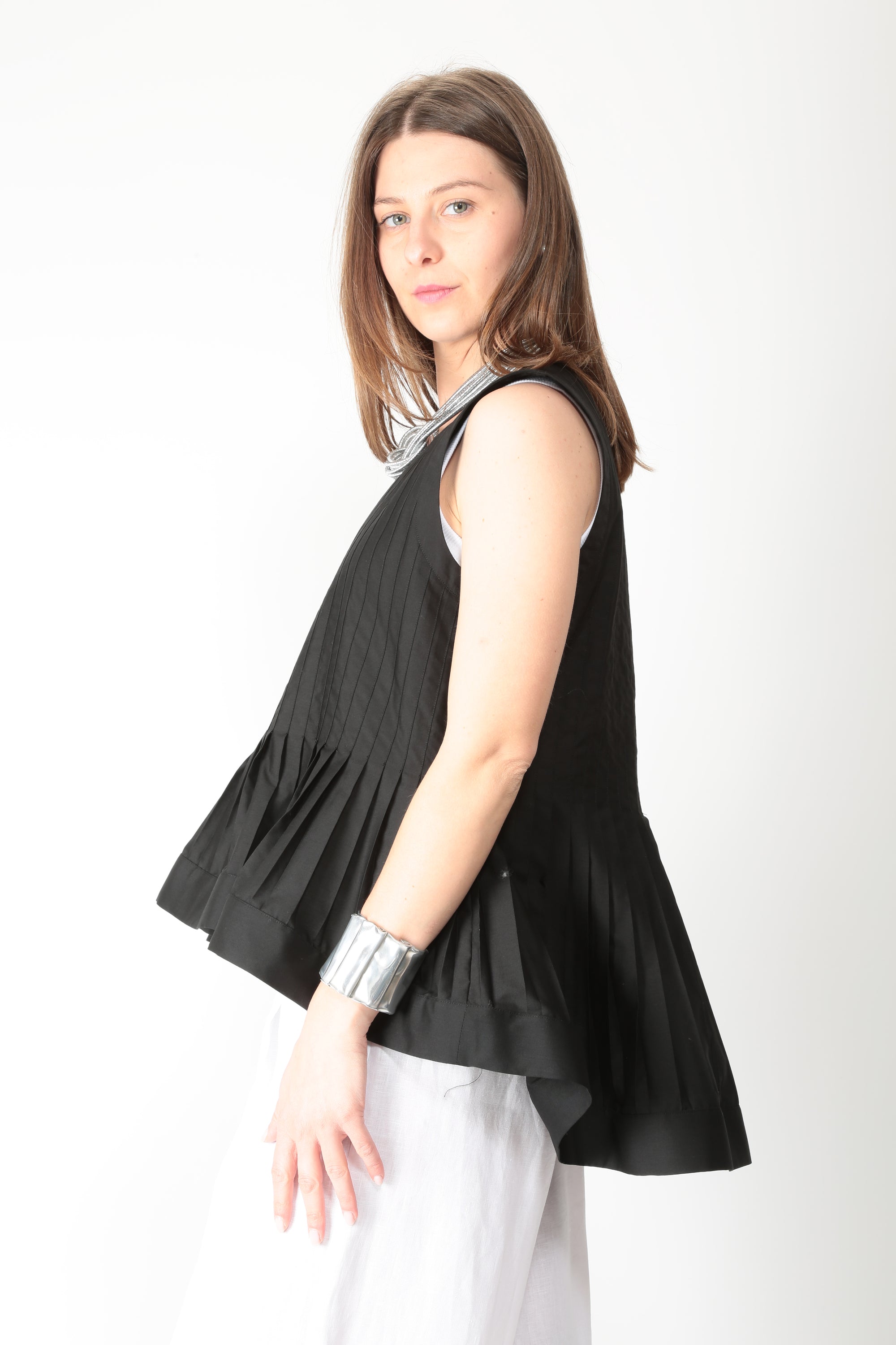https://admin.shopify.com/store/gulieshop/products/16006688178525#:~:text=https%3A//www.gulieshop.it%20%E2%80%BA%20products%20%E2%80%BA%20meimeij%2Dtop%2Dcon%2Dbalza%2Dm6el01%2D1