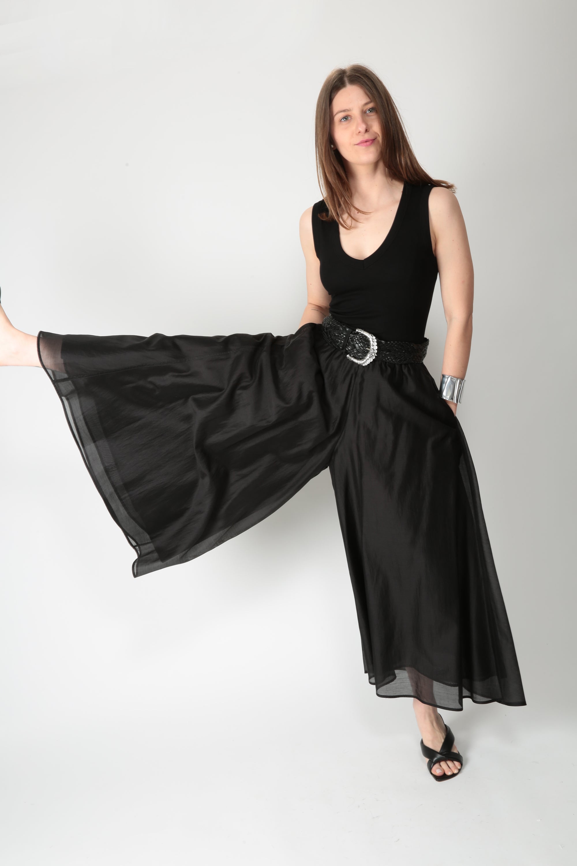 https://admin.shopify.com/store/gulieshop/products/16006688833885#:~:text=https%3A//www.gulieshop.it%20%E2%80%BA%20products%20%E2%80%BA%20meimeij%2Dpantagonna%2Din%2Dmisto%2Dlyoncell%2Dm6ef07
