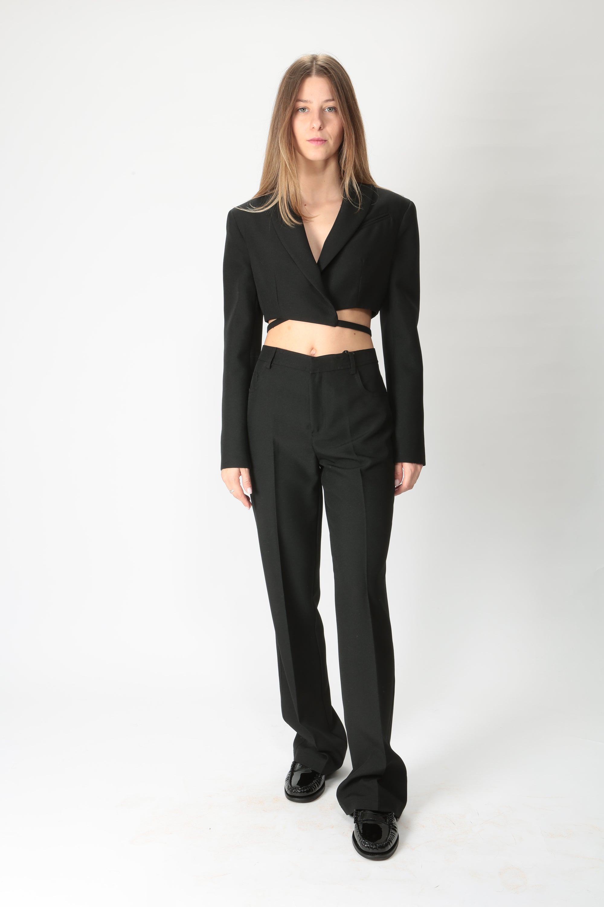 https://admin.shopify.com/store/gulieshop/products/9898626548061#:~:text=https%3A//www.gulieshop.it%20%E2%80%BA%20products%20%E2%80%BA%20ottodame%2Dgiacca%2Dcropped%2Dkeo%2Ddg6082