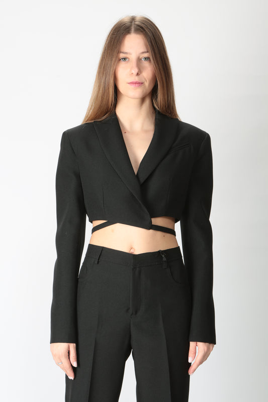 https://admin.shopify.com/store/gulieshop/products/9898626548061#:~:text=https%3A//www.gulieshop.it%20%E2%80%BA%20products%20%E2%80%BA%20ottodame%2Dgiacca%2Dcropped%2Dkeo%2Ddg6082
