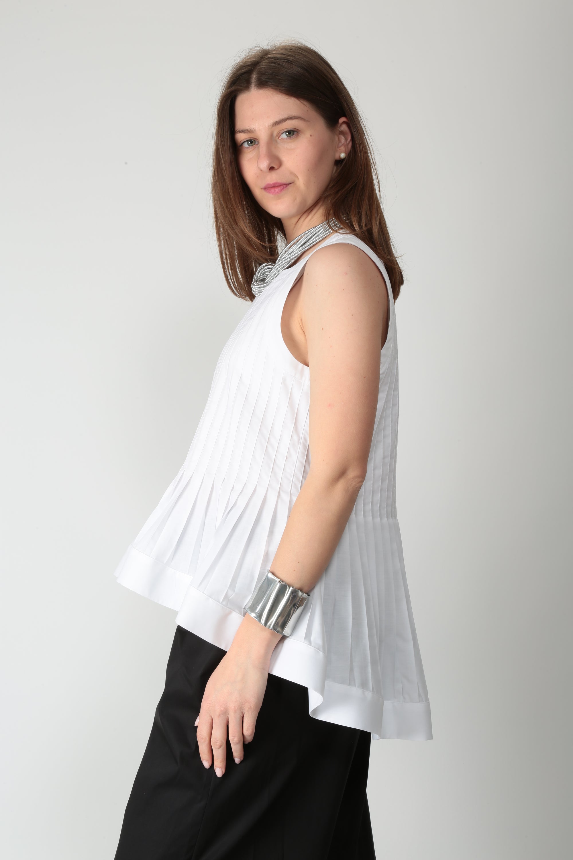 https://admin.shopify.com/store/gulieshop/products/16006688080221#:~:text=https%3A//www.gulieshop.it%20%E2%80%BA%20products%20%E2%80%BA%20meimeij%2Dtop%2Dcon%2Dbalza%2Dm6el01