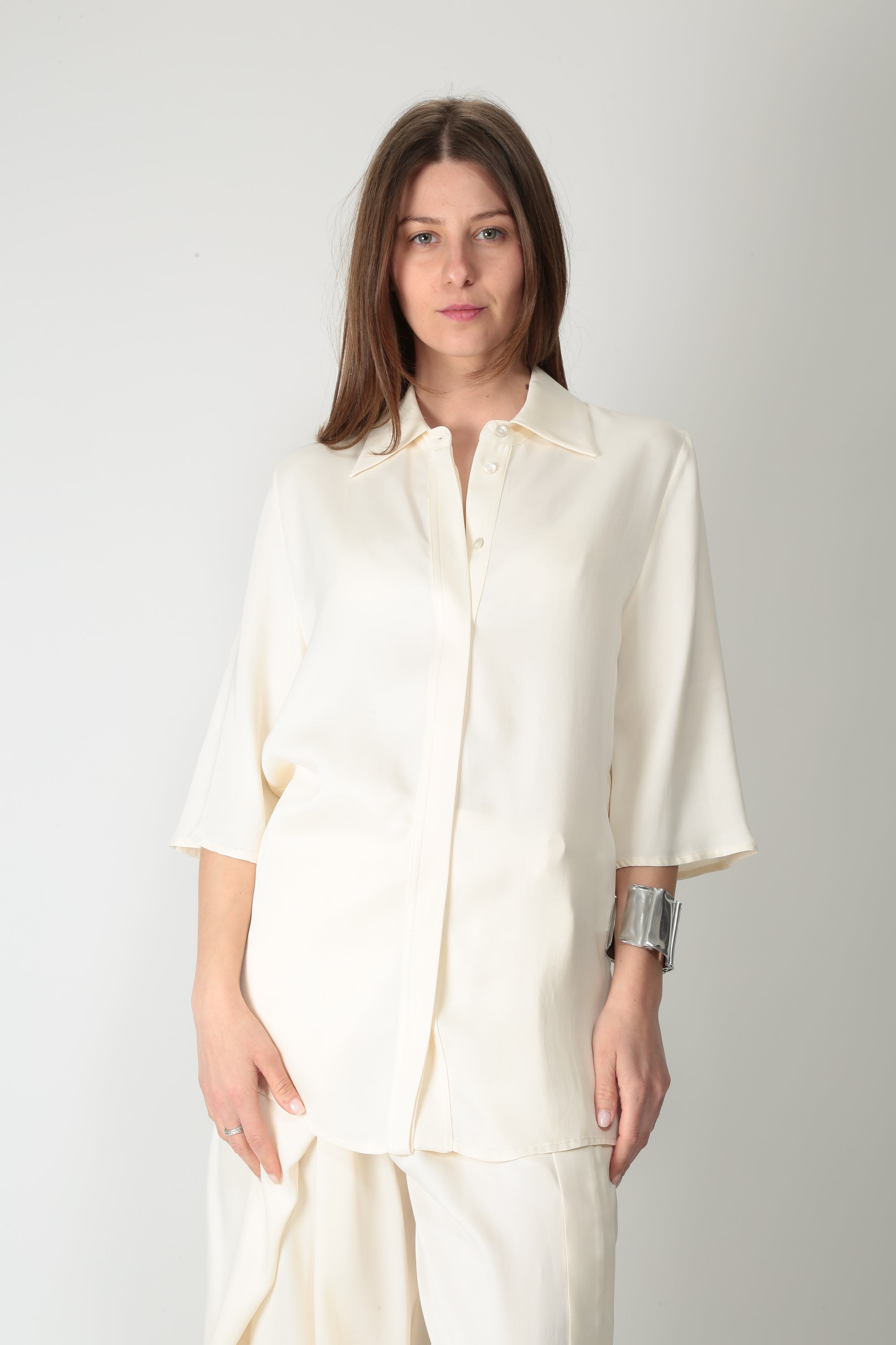 https://admin.shopify.com/store/gulieshop/products/16006688211293#:~:text=https%3A//www.gulieshop.it%20%E2%80%BA%20products%20%E2%80%BA%20meimeij%2Dcamicia%2Dmisto%2Dlyoncell%2Dm6ep02