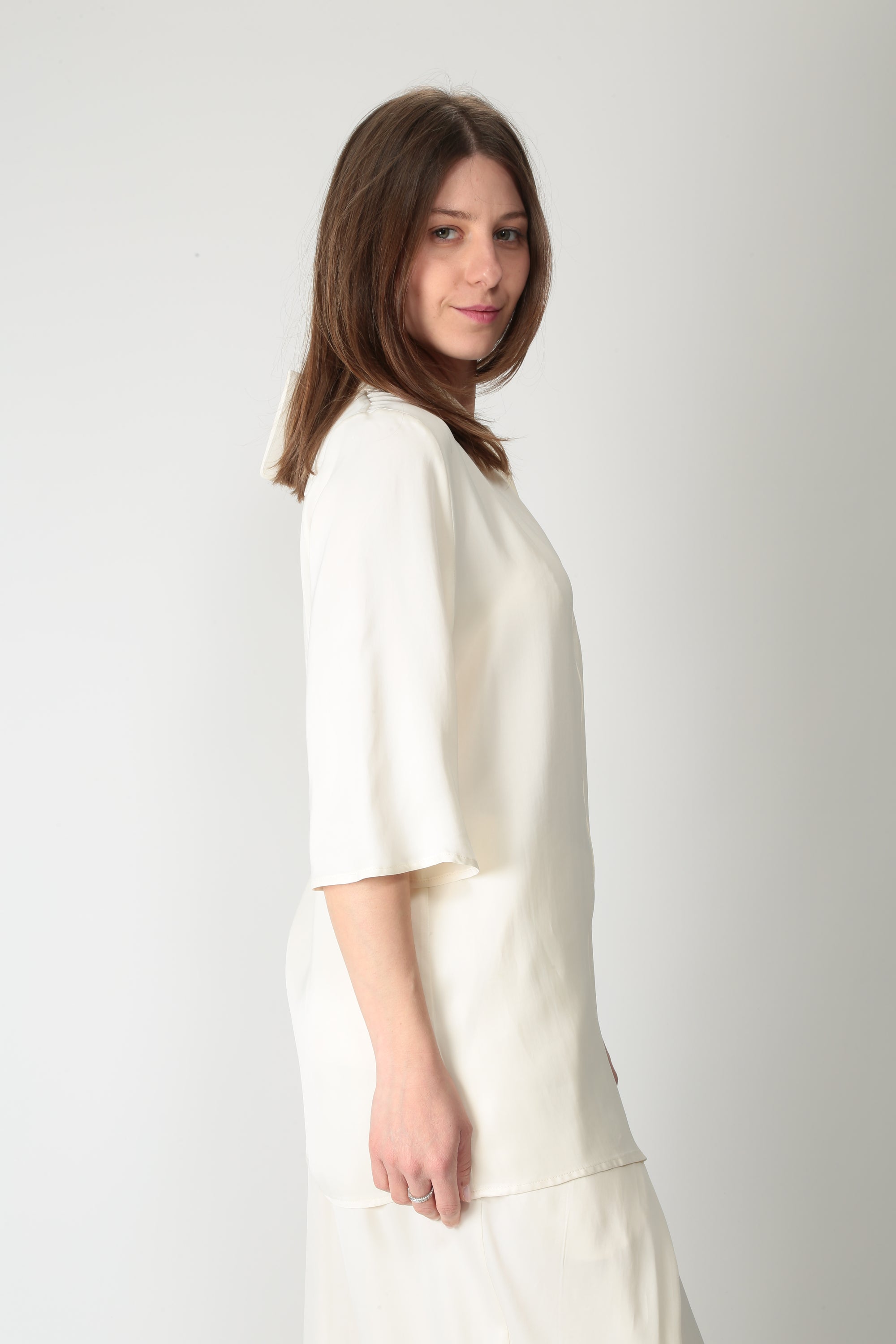 https://admin.shopify.com/store/gulieshop/products/16006688211293#:~:text=https%3A//www.gulieshop.it%20%E2%80%BA%20products%20%E2%80%BA%20meimeij%2Dcamicia%2Dmisto%2Dlyoncell%2Dm6ep02