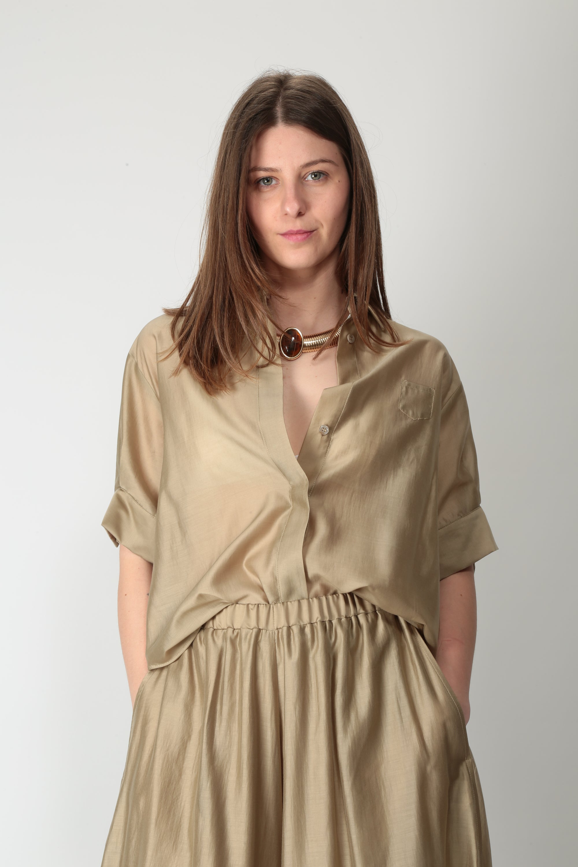 https://admin.shopify.com/store/gulieshop/products/16084793524573#:~:text=https%3A//www.gulieshop.it%20%E2%80%BA%20products%20%E2%80%BA%20meimeij%2Dcamicia%2Din%2Dmisto%2Dlyoncell%2Dm6ef14
