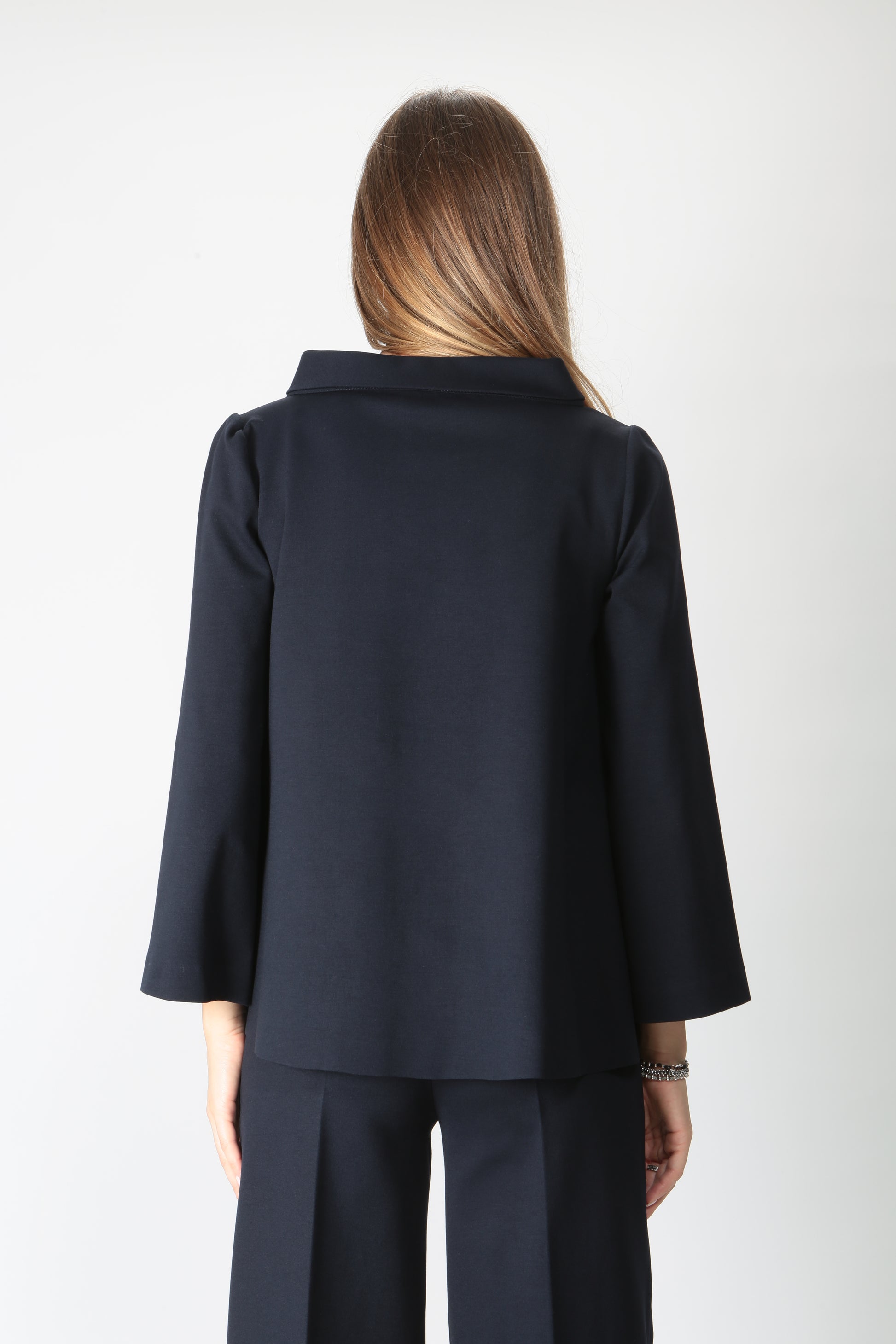 https://admin.shopify.com/store/gulieshop/products/9902921810269#:~:text=https%3A//www.gulieshop.it%20%E2%80%BA%20products%20%E2%80%BA%201978%2Dblusa%2Din%2Din%2Dviscosa%2Dstretch%2Dflorence%2D3