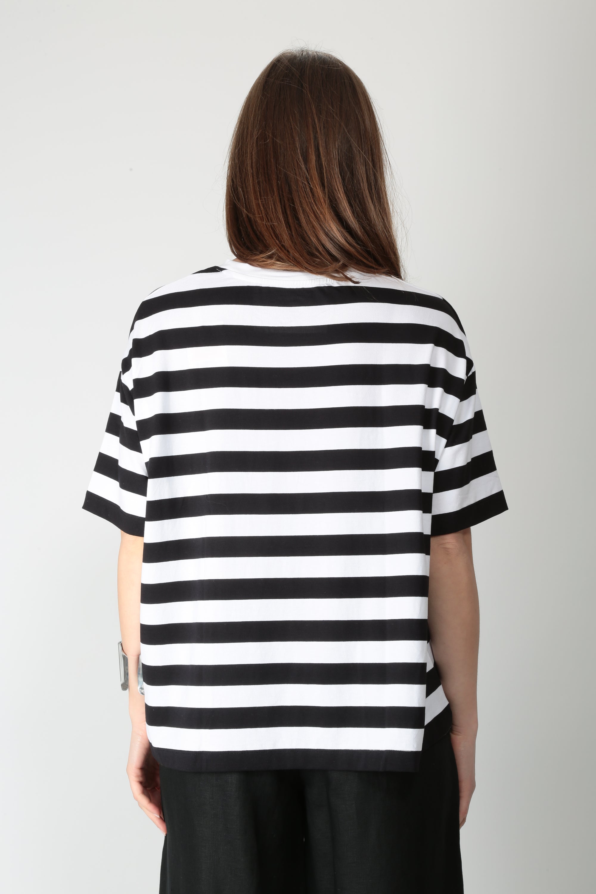 https://admin.shopify.com/store/gulieshop/products/16084794736989#:~:text=https%3A//www.gulieshop.it%20%E2%80%BA%20products%20%E2%80%BA%20majestic%2Dt%2Dshirt%2Doversize%2Dm608%2Dft1104