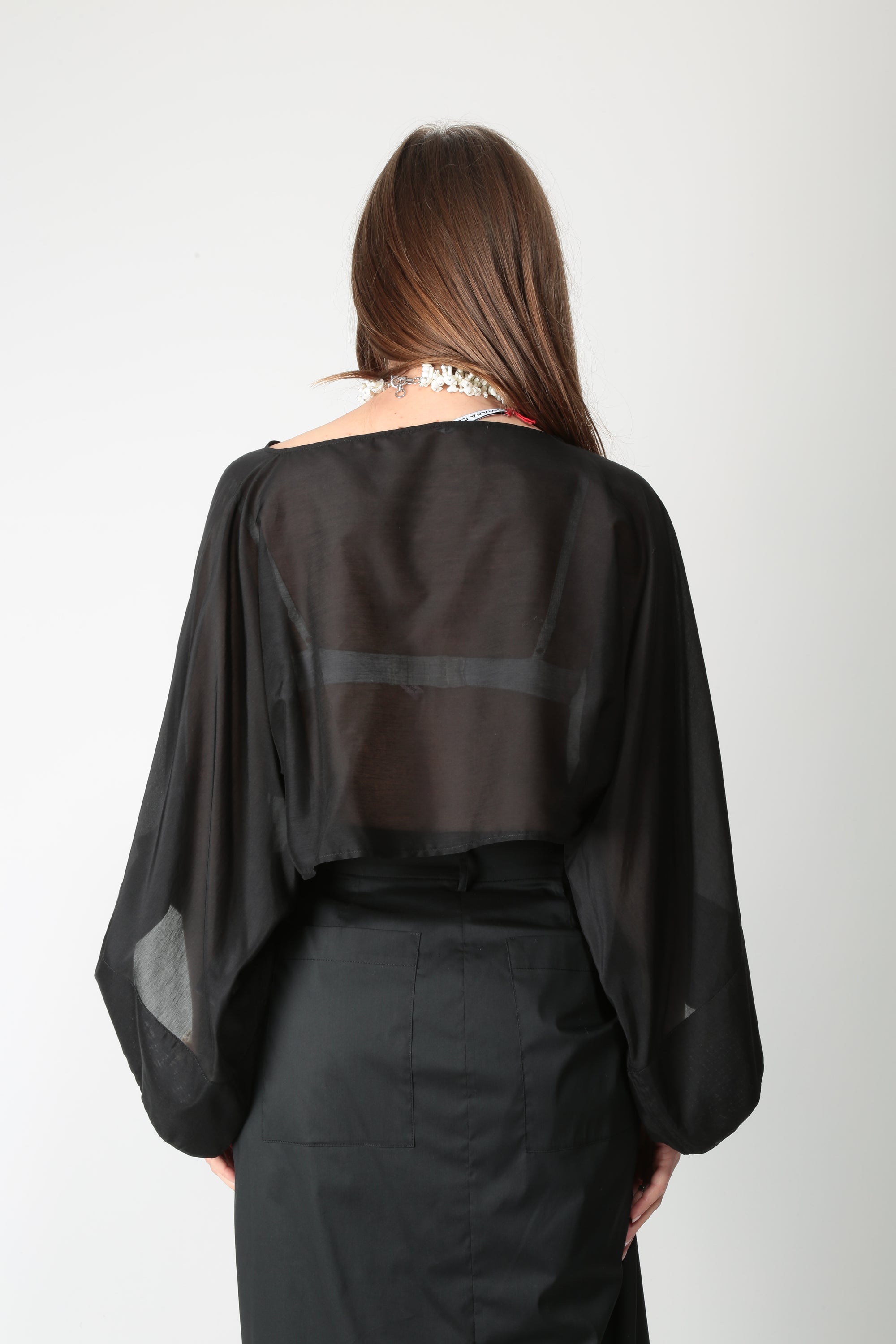 https://admin.shopify.com/store/gulieshop/products/16028296151389#:~:text=https%3A//www.gulieshop.it%20%E2%80%BA%20products%20%E2%80%BA%20l%2Dconti%2Dcappa%2Dmisto%2Dseta%2Dabnit%2Dl6sn51%2D1