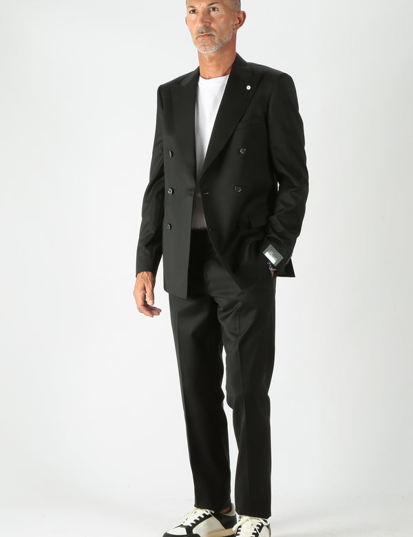 https://admin.shopify.com/store/gulieshop/products/8609588085085#:~:text=con%20le%20recensioni-,Brando%20per%20LBM%20Abito%20fresco%20di%20lana%2034522/3%203185,-Contenuto%20multimediale%201