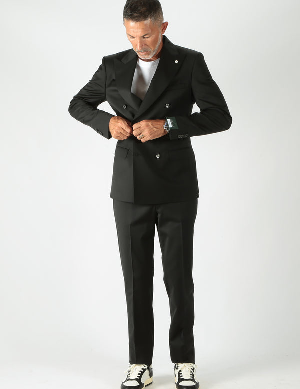 https://admin.shopify.com/store/gulieshop/products/8609588085085#:~:text=con%20le%20recensioni-,Brando%20per%20LBM%20Abito%20fresco%20di%20lana%2034522/3%203185,-Contenuto%20multimediale%201