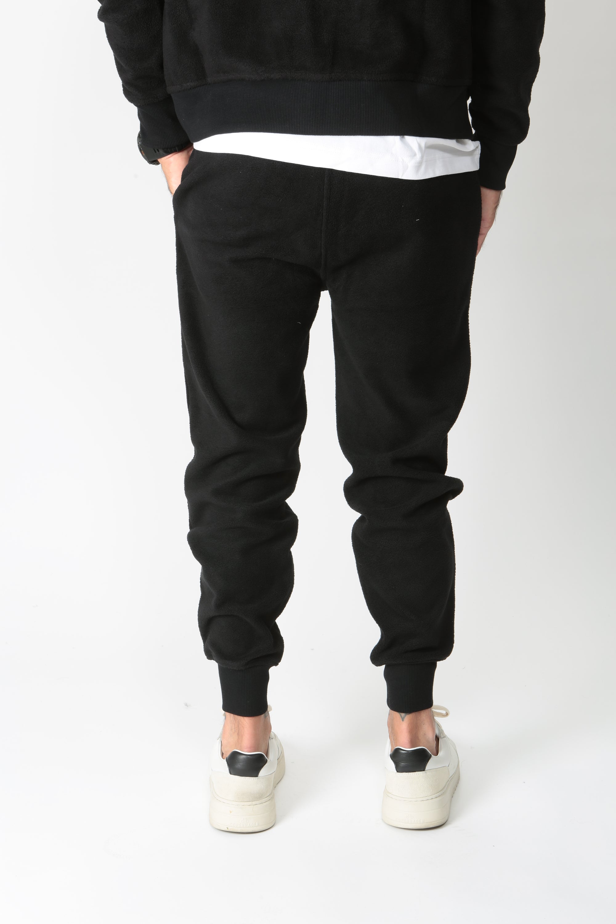 https://admin.shopify.com/store/gulieshop/products/9901888340317#:~:text=https%3A//www.gulieshop.it%20%E2%80%BA%20products%20%E2%80%BA%20polo%2Dralph%2Dlauren%2Dpantalone%2Djogger%2Dsleep%2Dbottom%2D714915968001%2D3