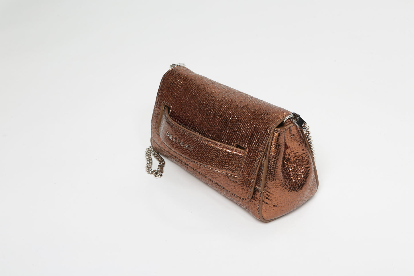 https://admin.shopify.com/store/gulieshop/products/9841928110429#:~:text=https%3A//www.gulieshop.it%20%E2%80%BA%20products%20%E2%80%BA%20orciani%2Dborsa%2Dclutch%2Dgossip%2Dlight%2Db02169