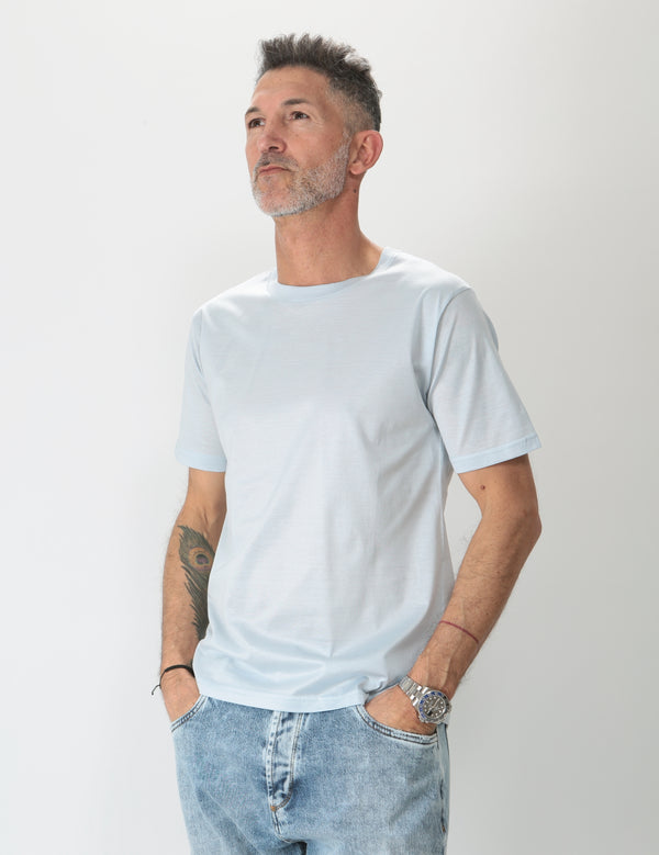https://admin.shopify.com/store/gulieshop/products/8609483391325#:~:text=Prodotto%20salvato-,Haikure%20Giacca%20cropped%20di%20jeans%20Chloe%20HEW06066DF106L0777,-Contenuto%20multimediale%201